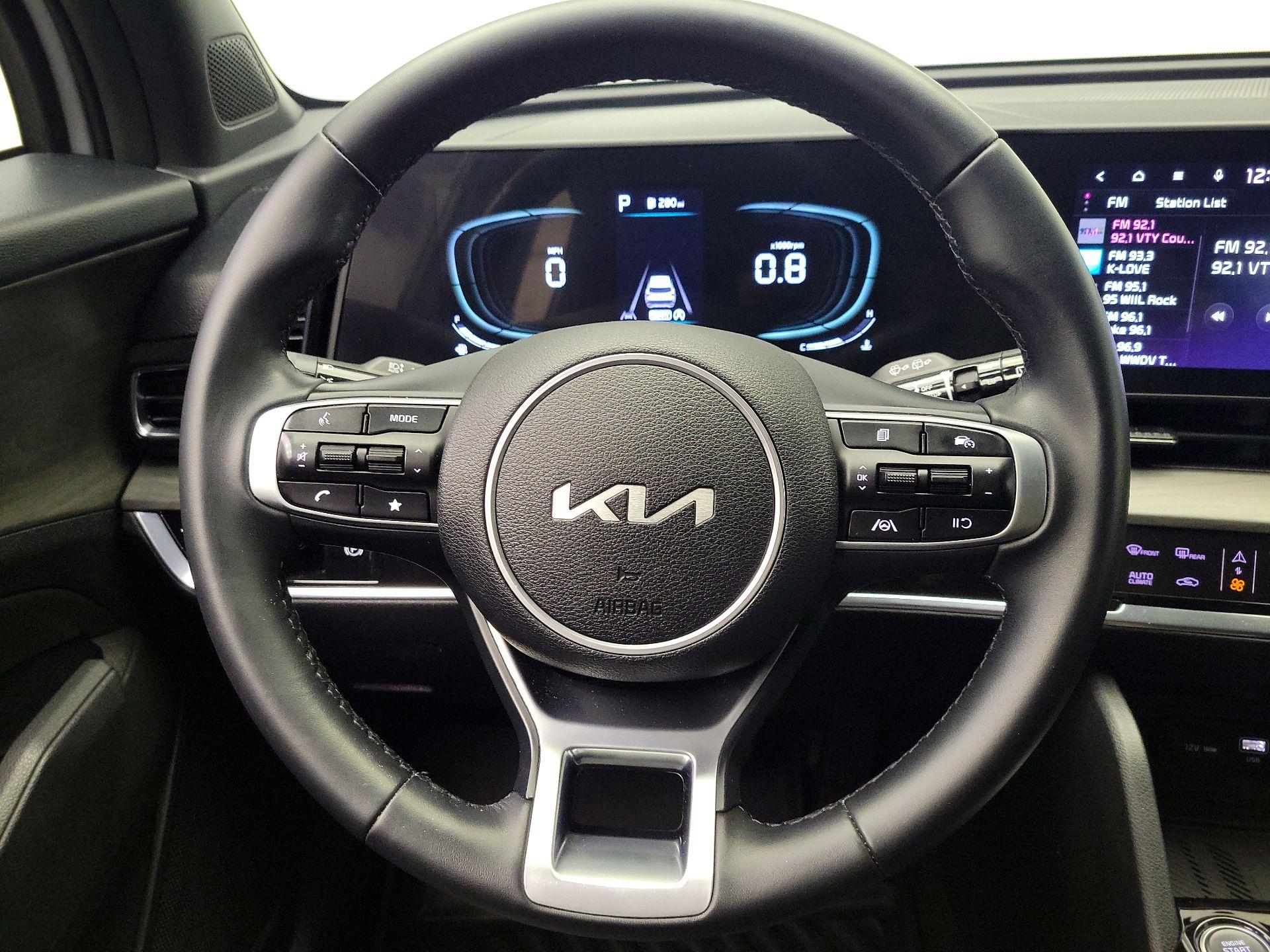 Thumbnail: 2023 Kia Sportage - 10