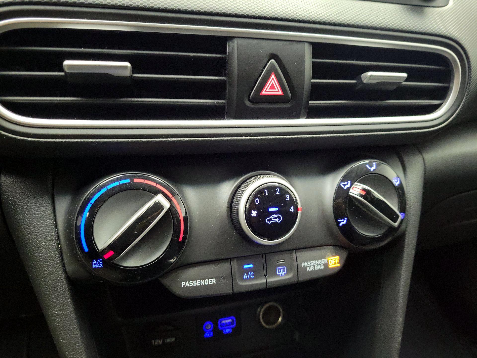 Thumbnail: 2018 Hyundai Kona - 16