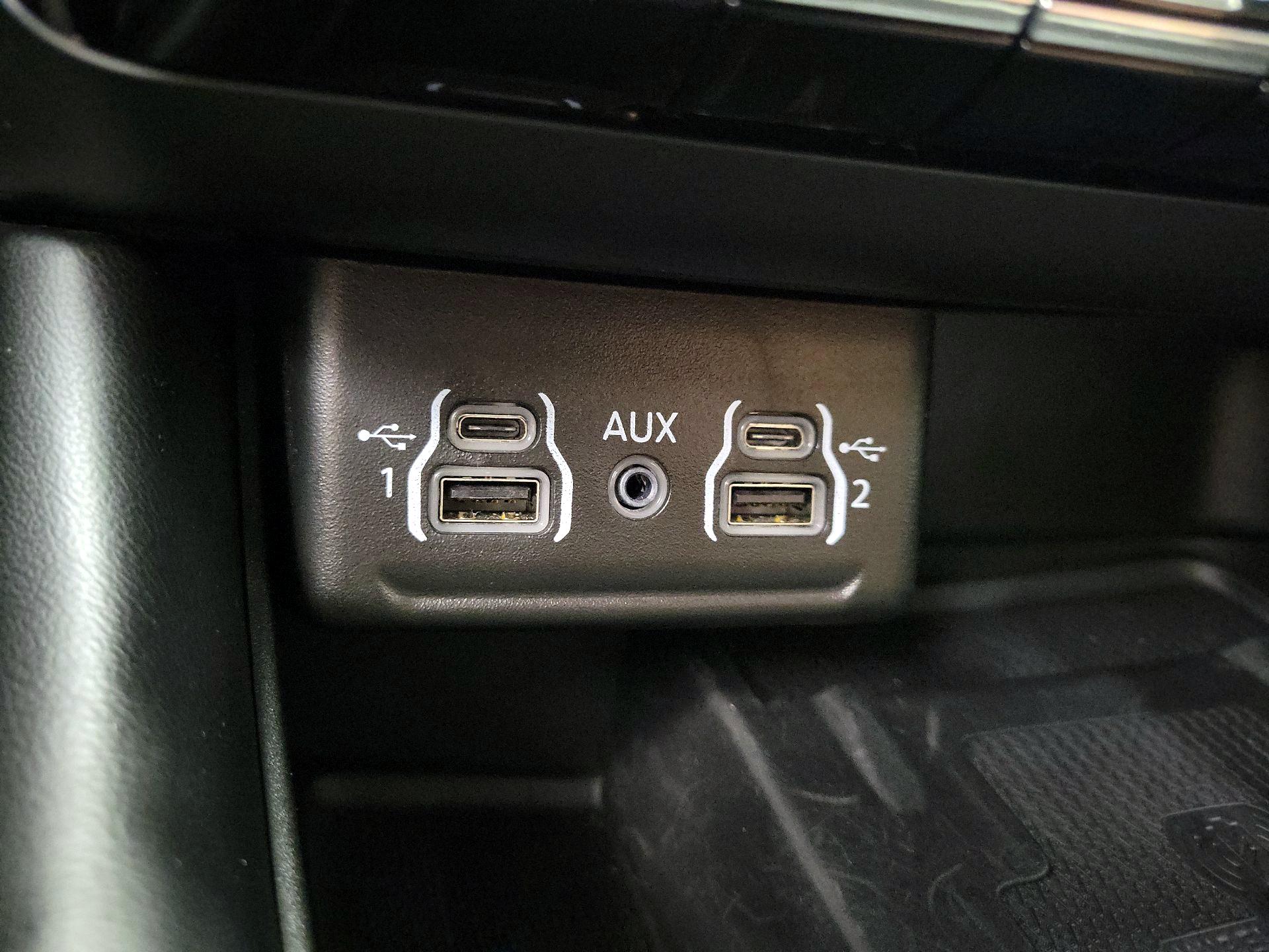 Thumbnail: 2022 Dodge Durango - 19