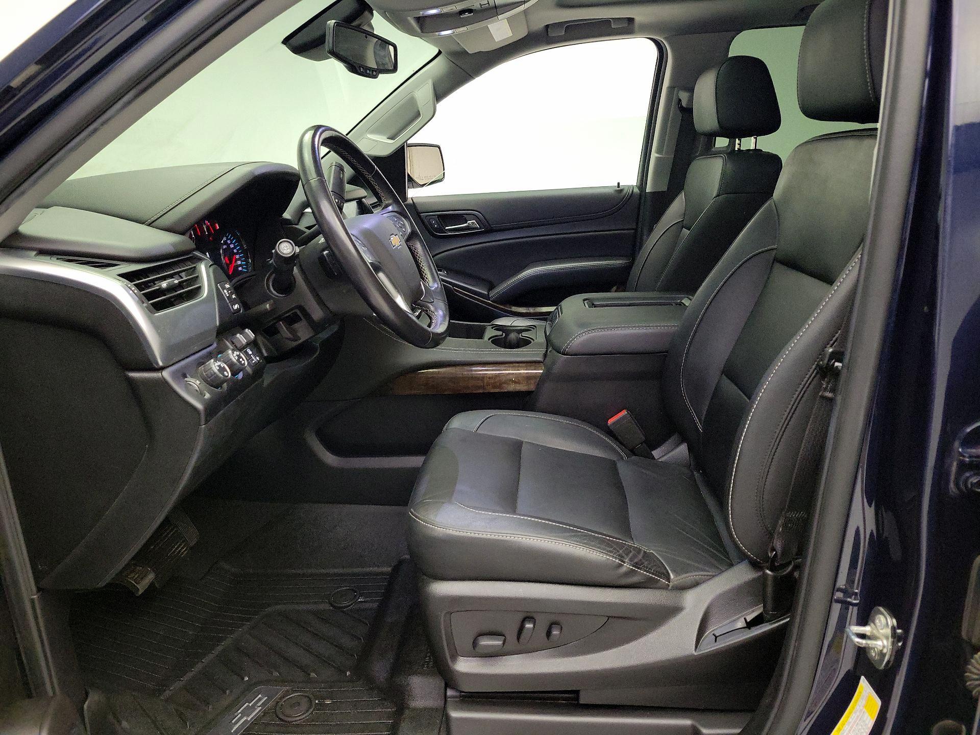 Thumbnail: 2020 Chevrolet Suburban - 11