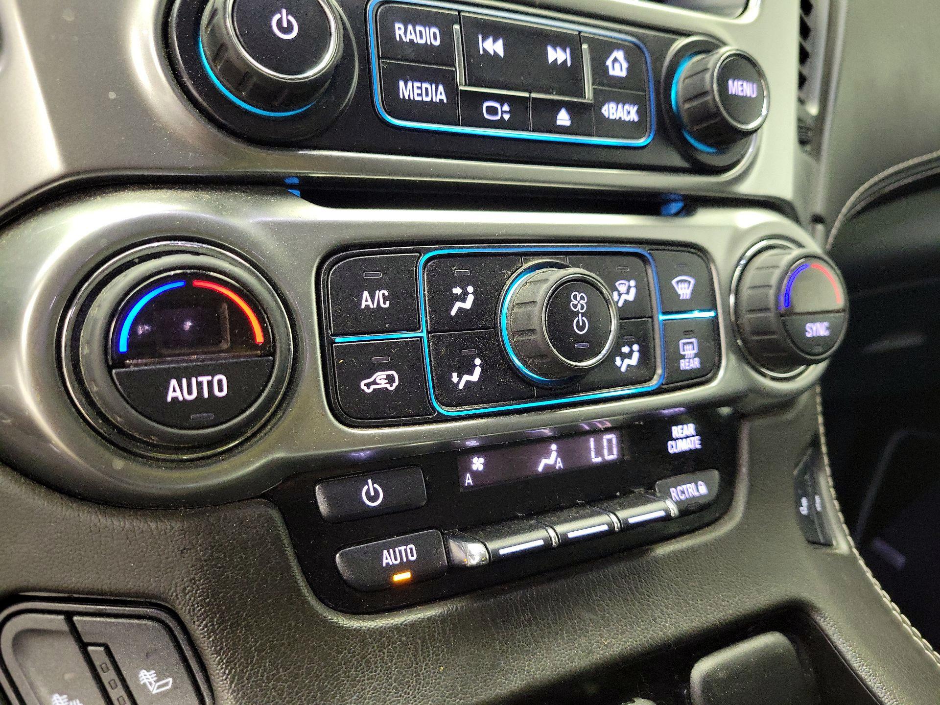 Thumbnail: 2020 Chevrolet Suburban - 17