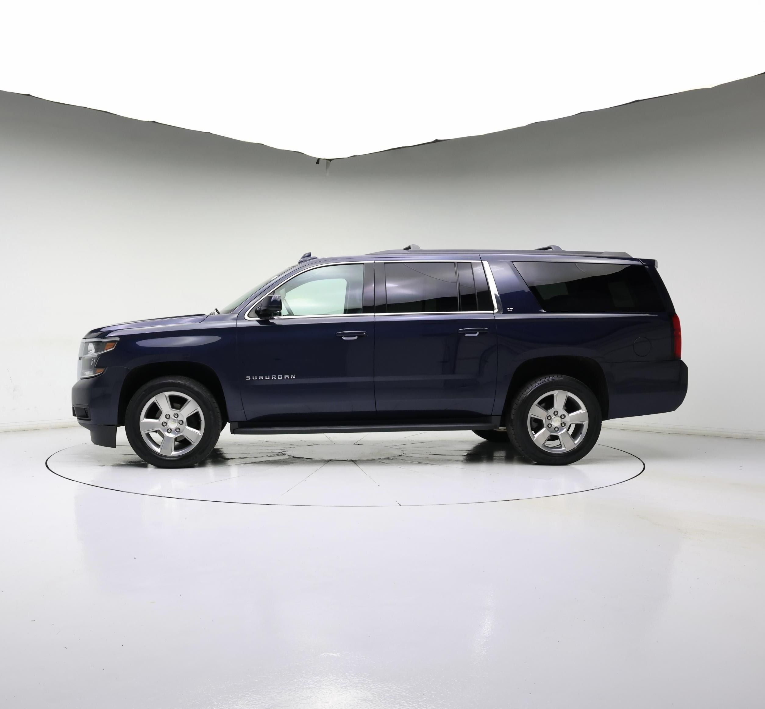 Thumbnail: 2020 Chevrolet Suburban - 3