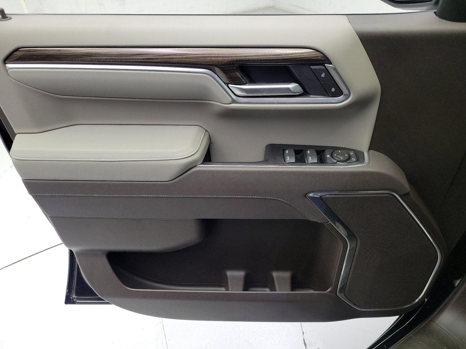 Thumbnail: 2025 Chevrolet Silverado 1500 - 12