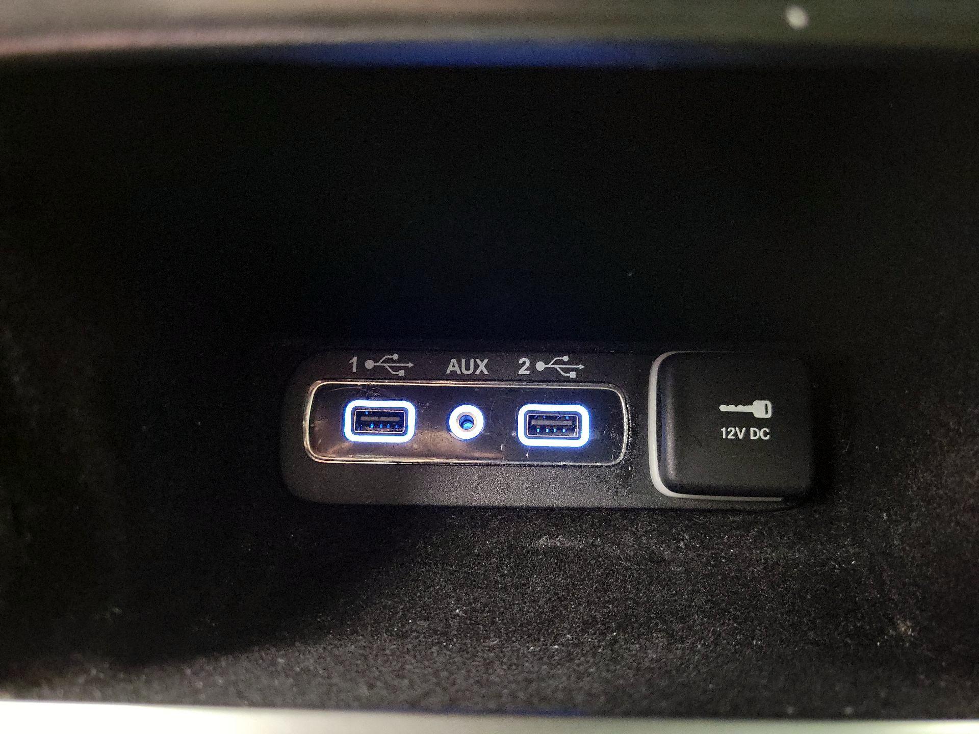 Thumbnail: 2018 Jeep Grand Cherokee - 19