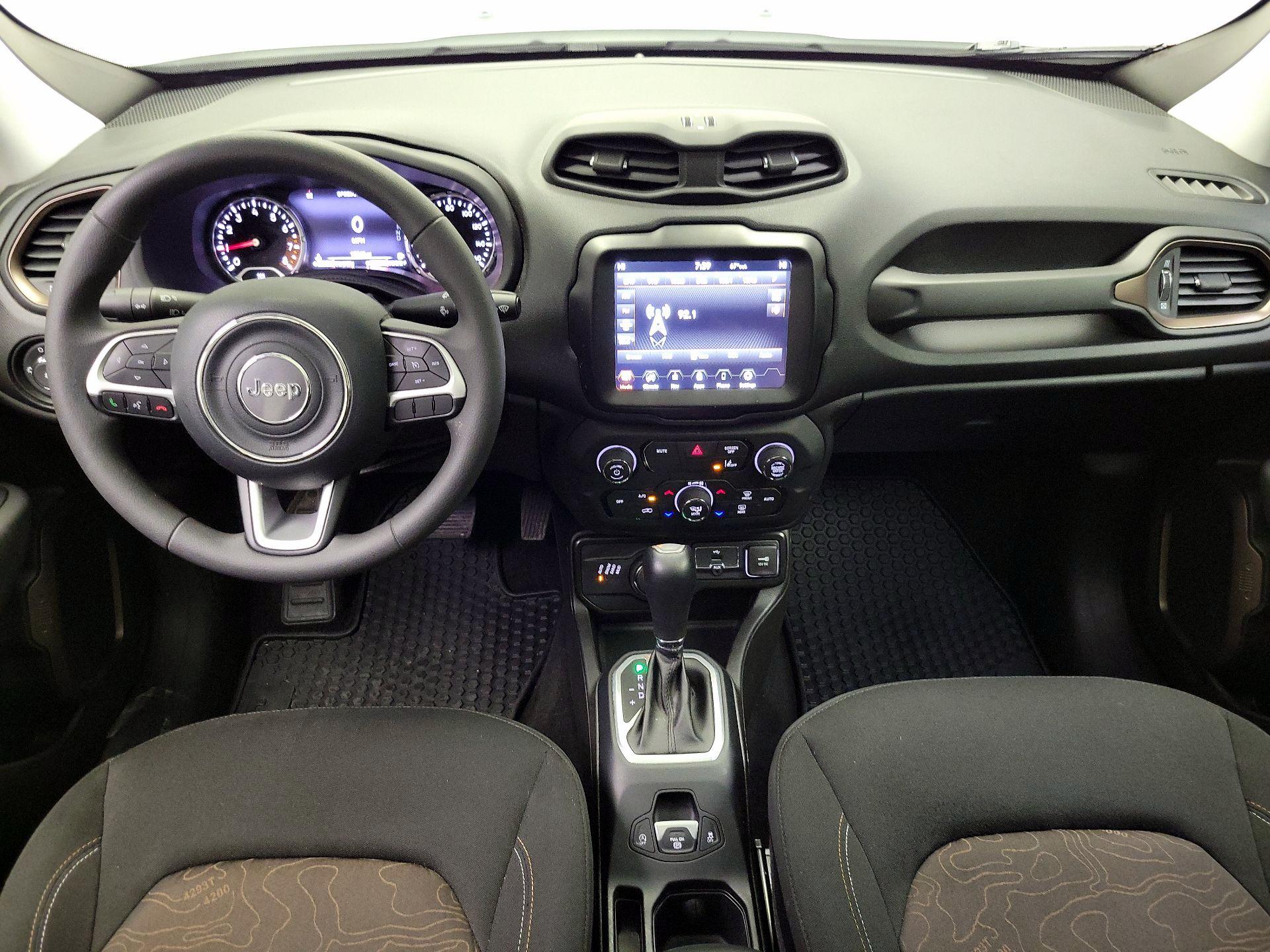 Thumbnail: 2023 Jeep Renegade - 9