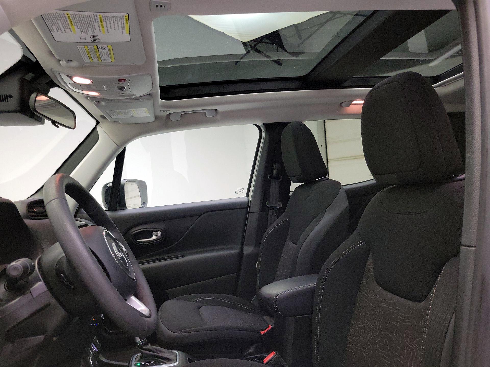 Thumbnail: 2023 Jeep Renegade - 20