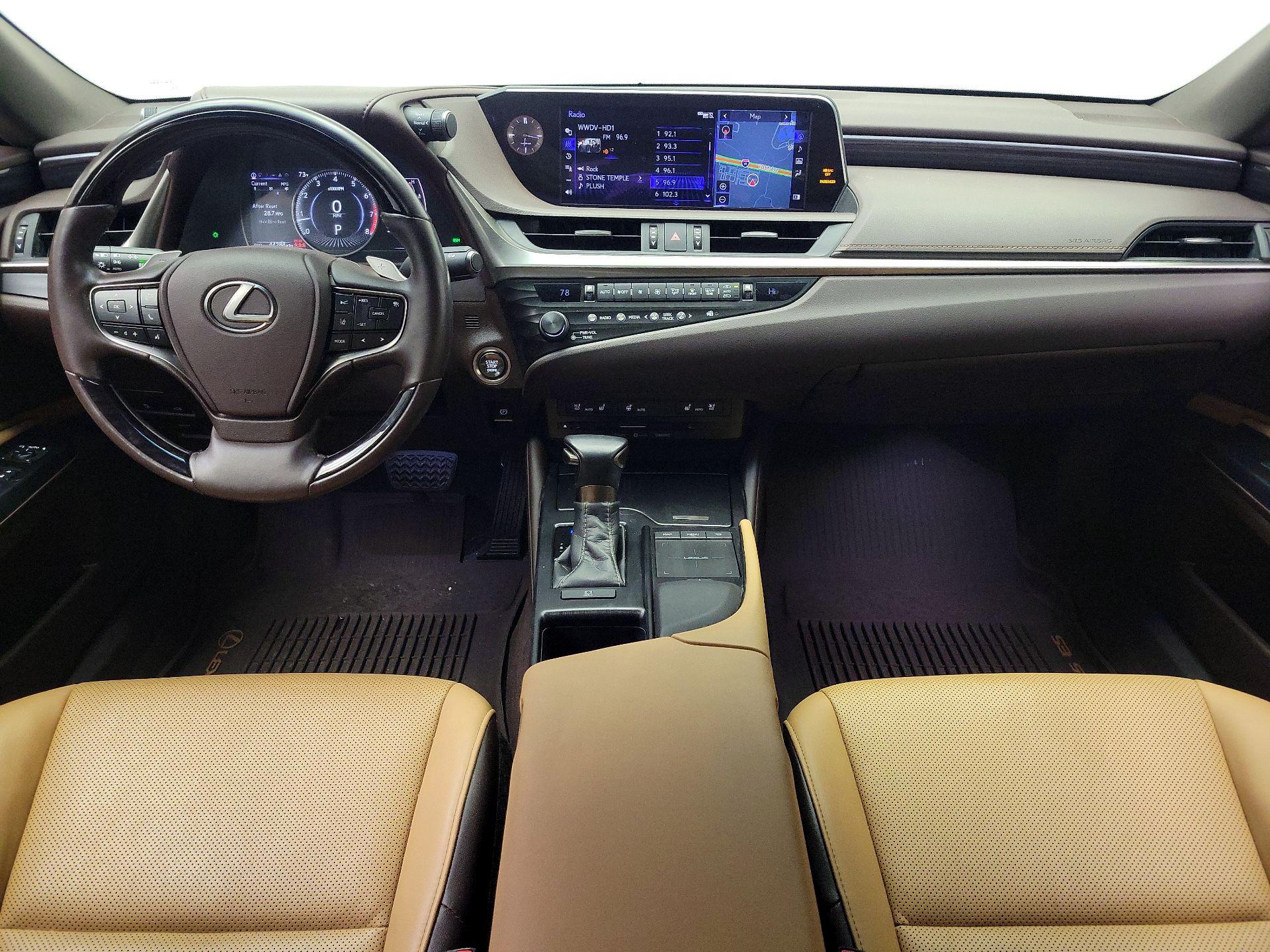 Thumbnail: 2020 Lexus ES - 9