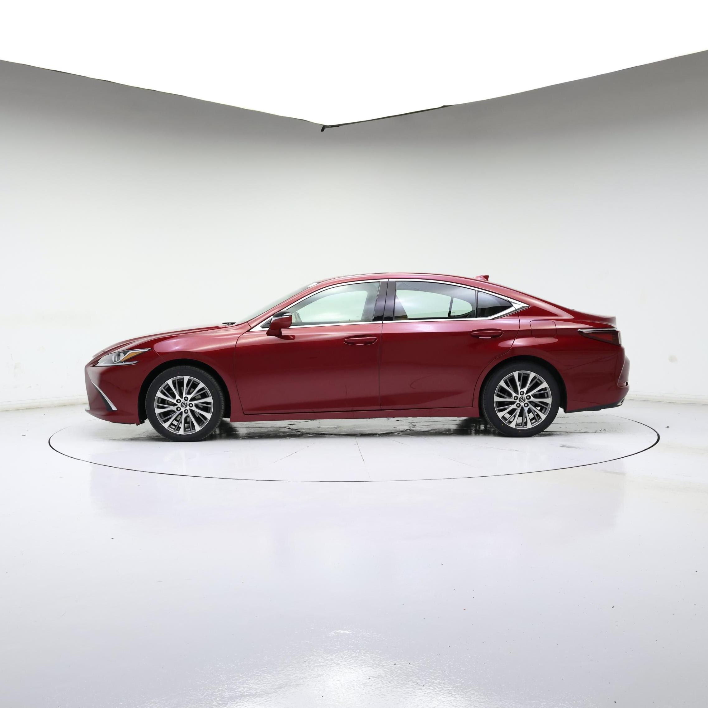 Thumbnail: 2020 Lexus ES - 3