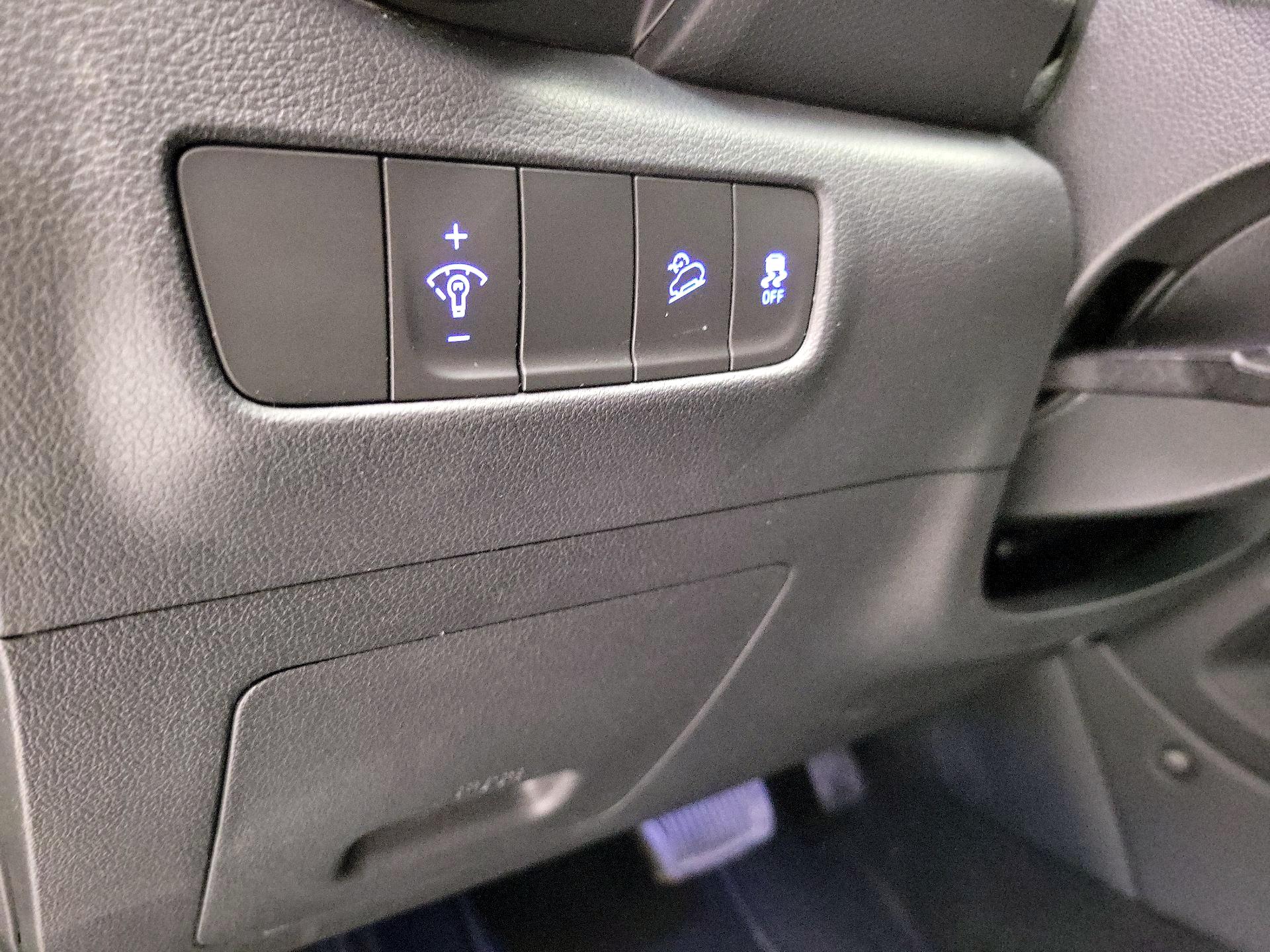 Thumbnail: 2022 Hyundai Kona - 13