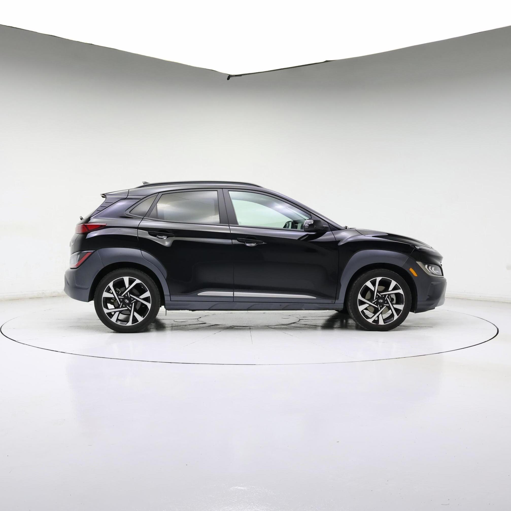 Thumbnail: 2022 Hyundai Kona - 3