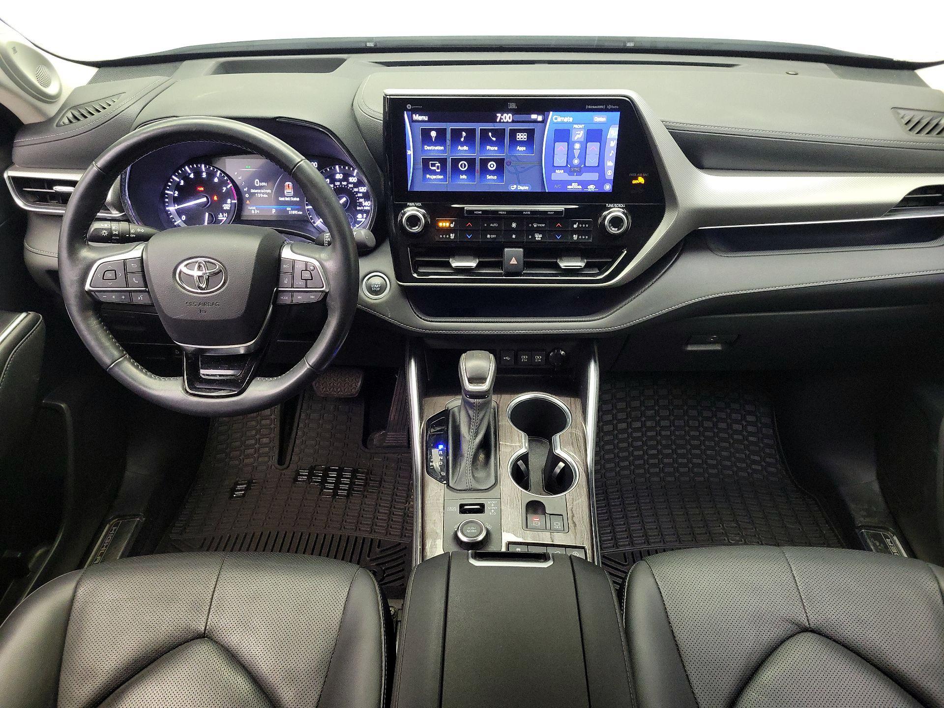 Thumbnail: 2020 Toyota Highlander - 9