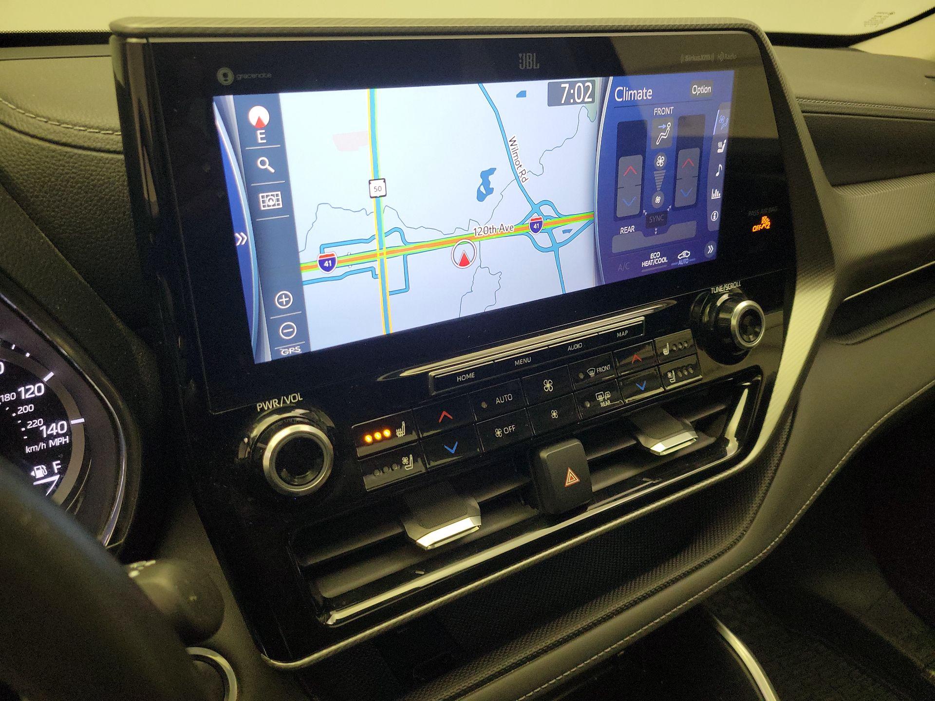 Thumbnail: 2020 Toyota Highlander - 14