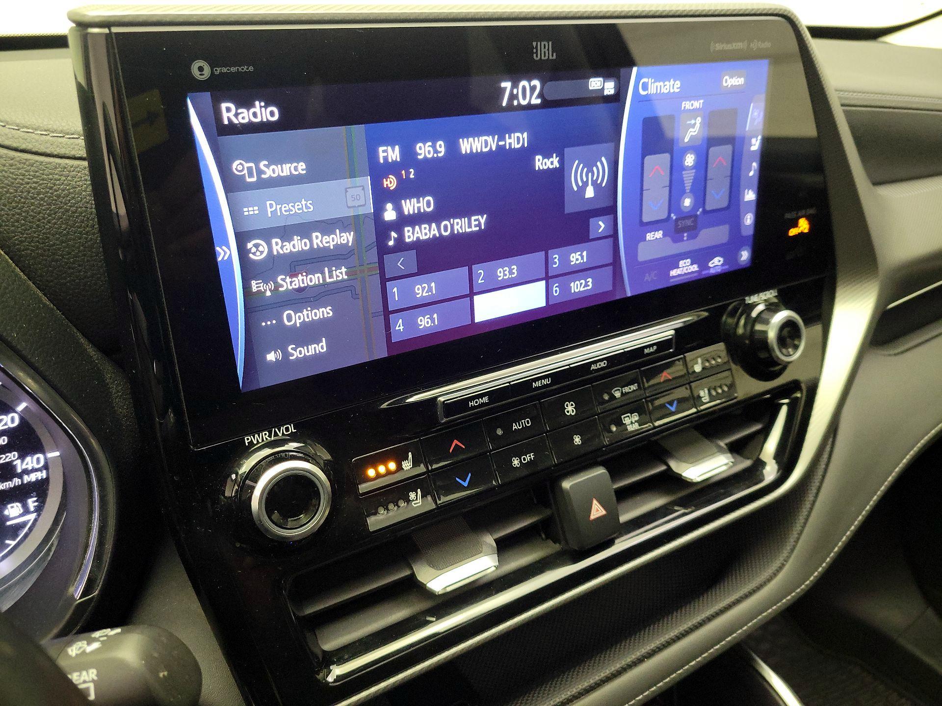 Thumbnail: 2020 Toyota Highlander - 16