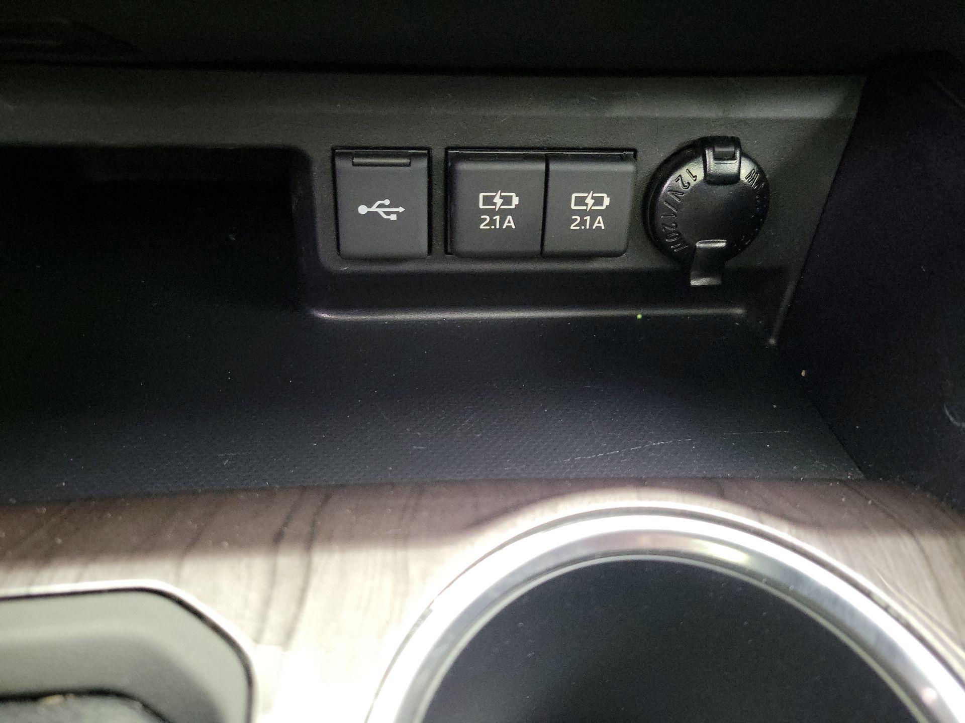 Thumbnail: 2020 Toyota Highlander - 19