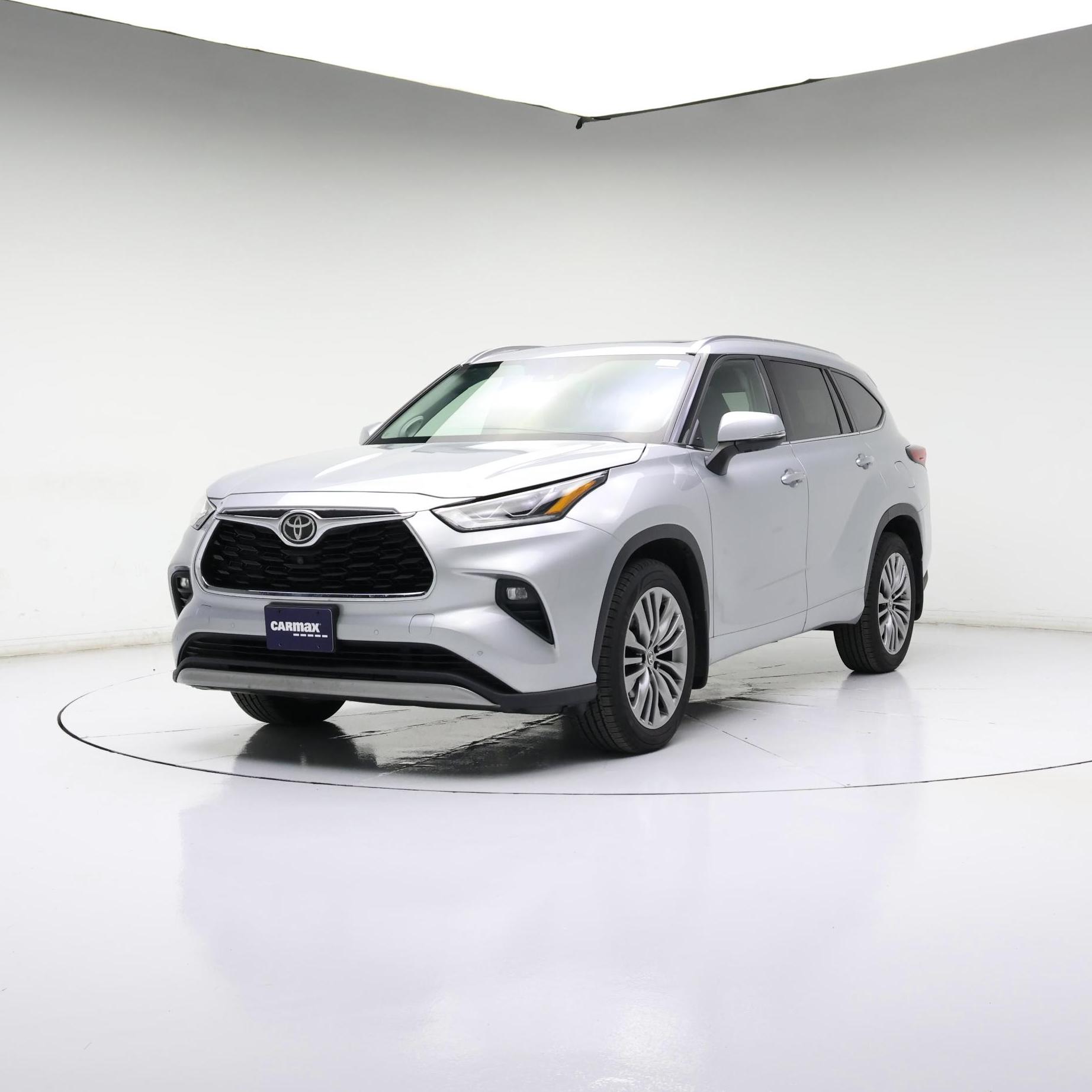 Thumbnail: 2020 Toyota Highlander - 4