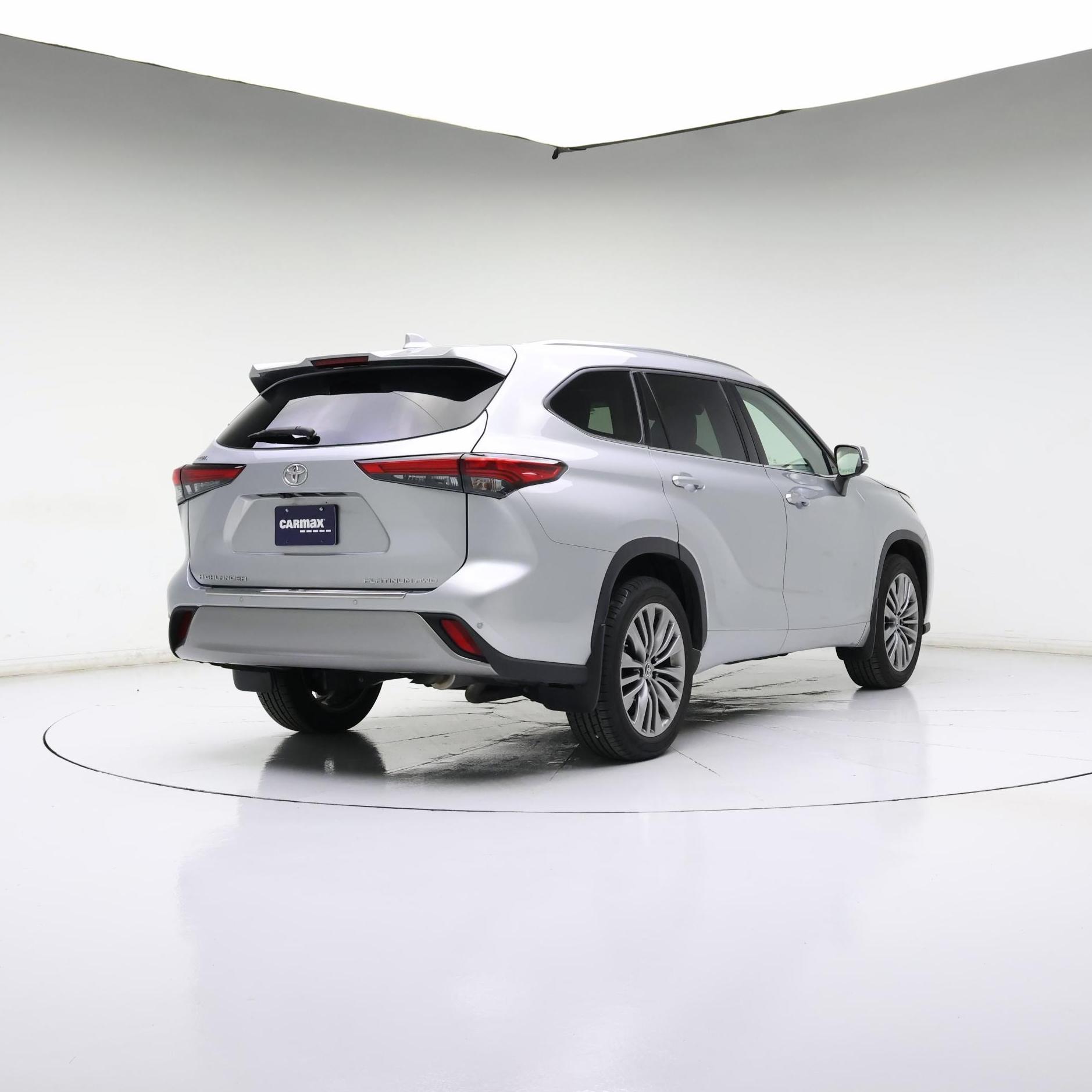 Thumbnail: 2020 Toyota Highlander - 8
