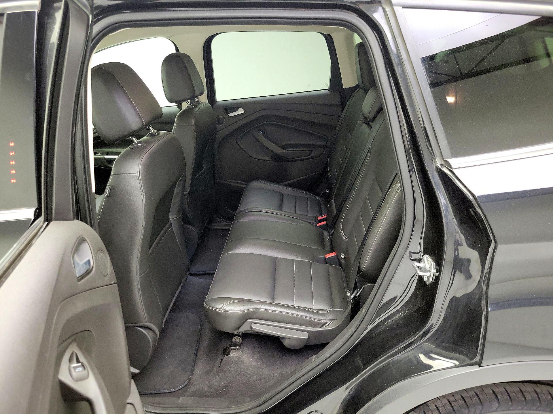 Thumbnail: 2015 Ford Escape - 19