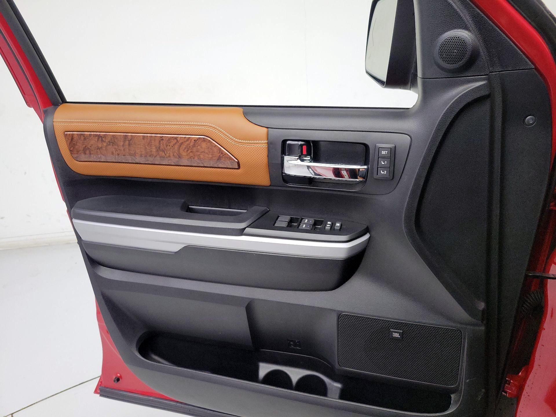 Thumbnail: 2021 Toyota Tundra - 12