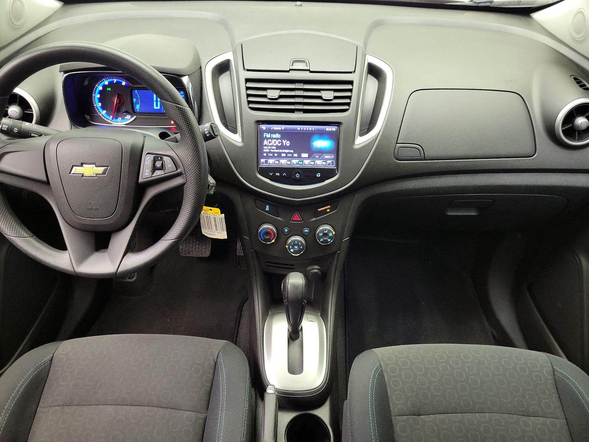 Thumbnail: 2016 Chevrolet Trax - 9