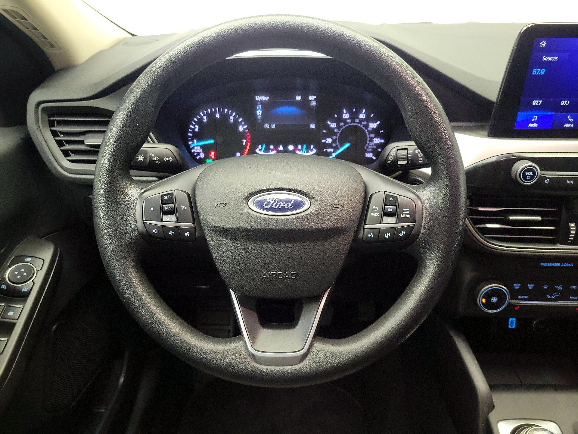 Thumbnail: 2020 Ford Escape - 10