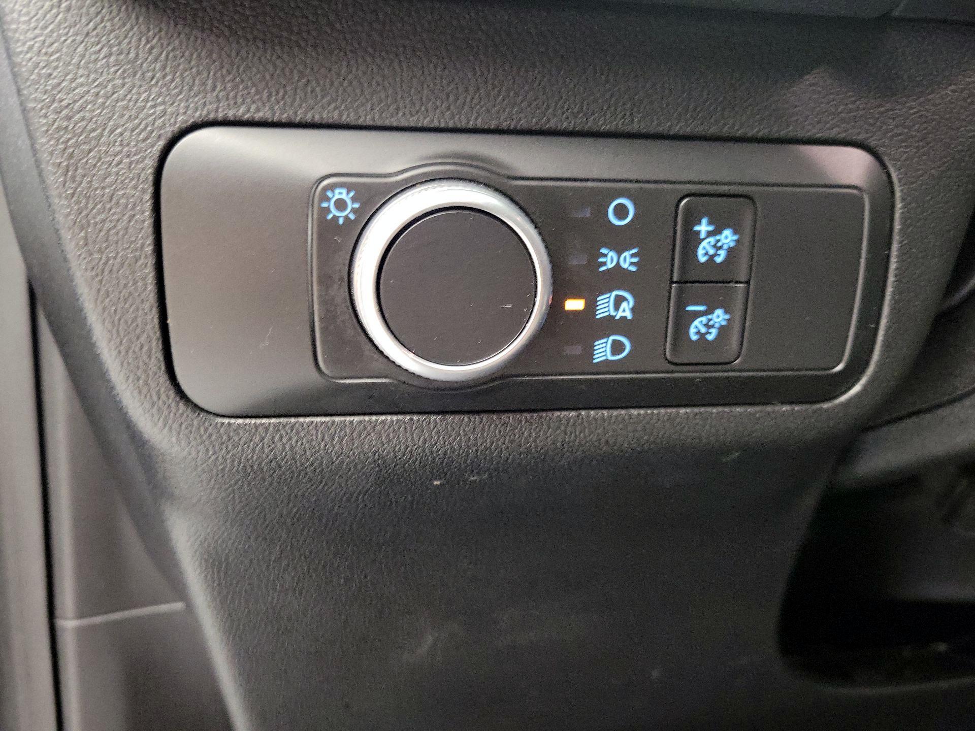 Thumbnail: 2020 Ford Escape - 13