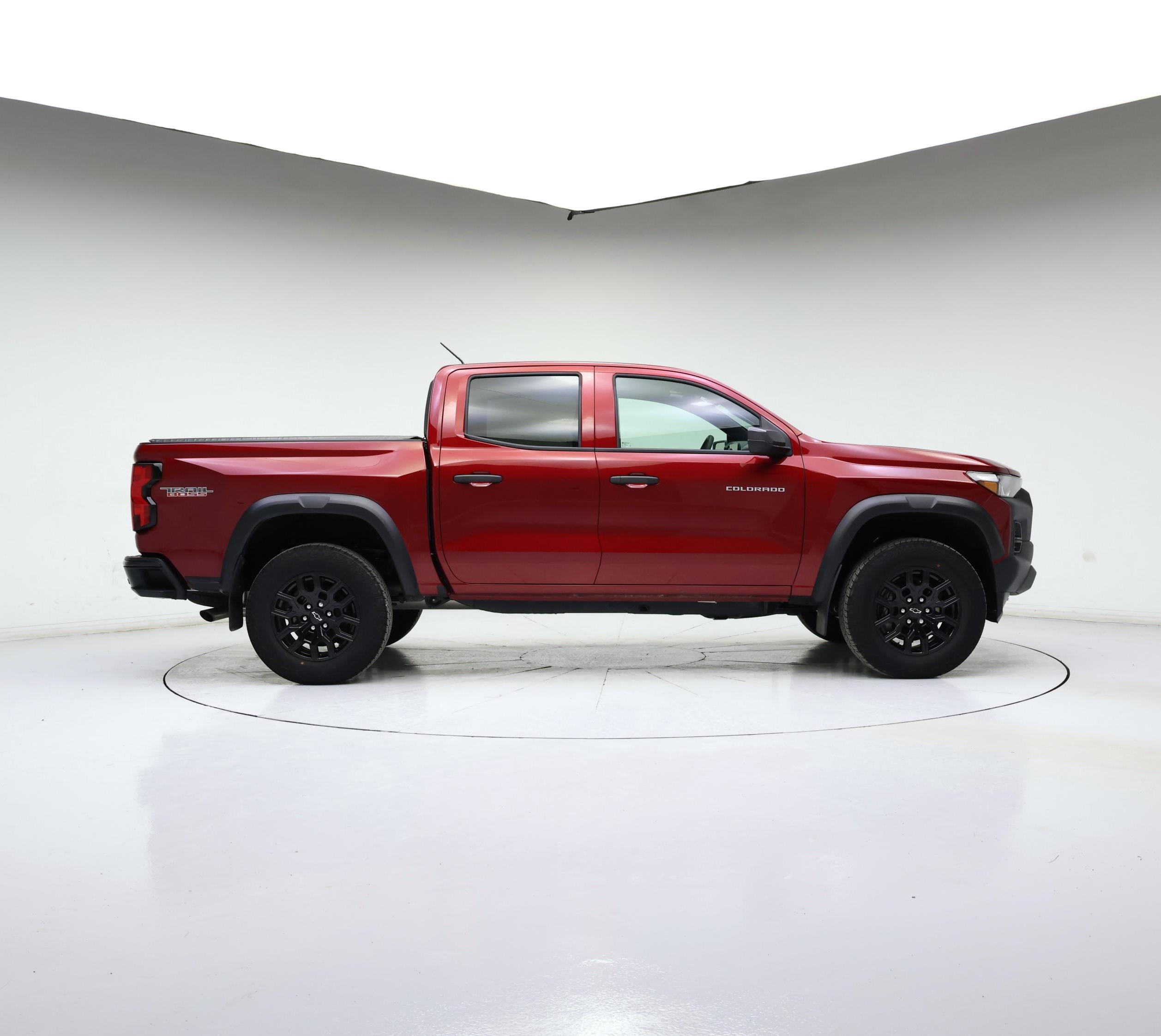 Thumbnail: 2025 Chevrolet Colorado - 3