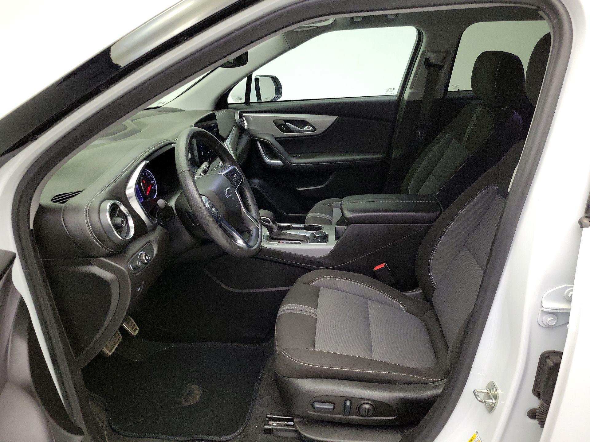 Thumbnail: 2023 Chevrolet Blazer - 11