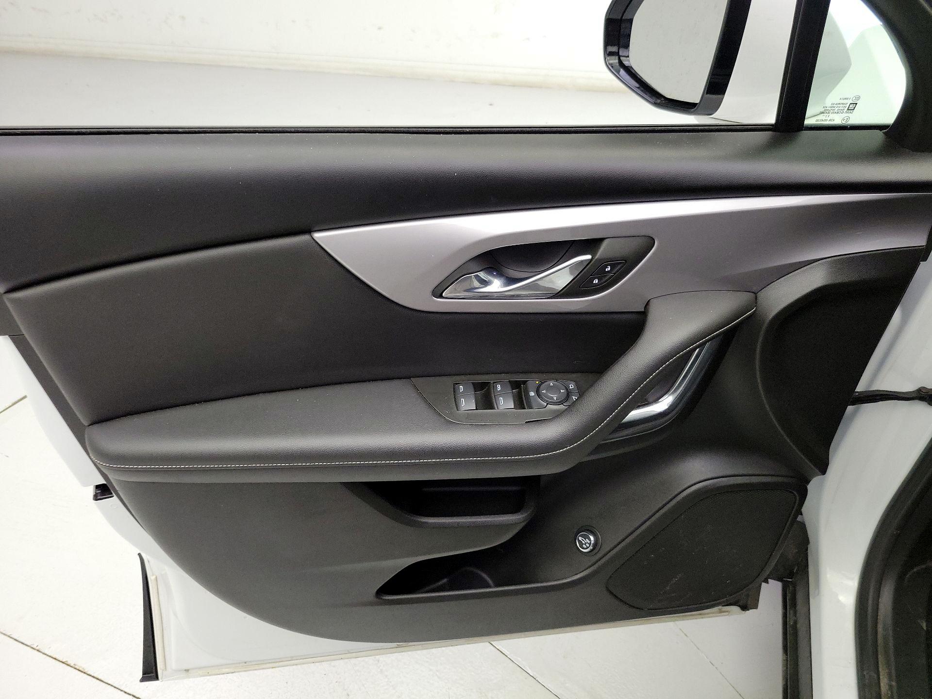 Thumbnail: 2023 Chevrolet Blazer - 12