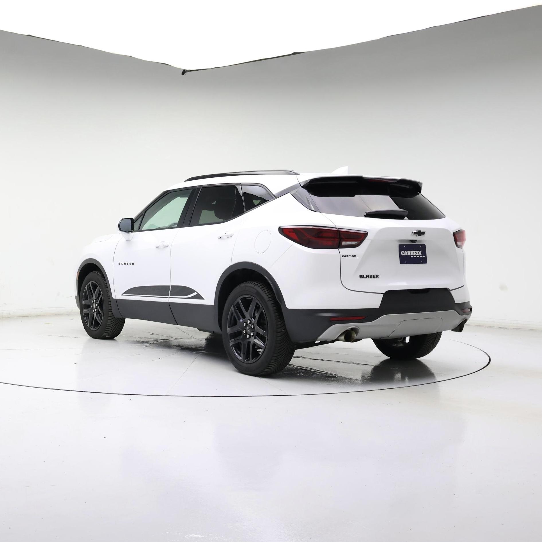 Thumbnail: 2023 Chevrolet Blazer - 2