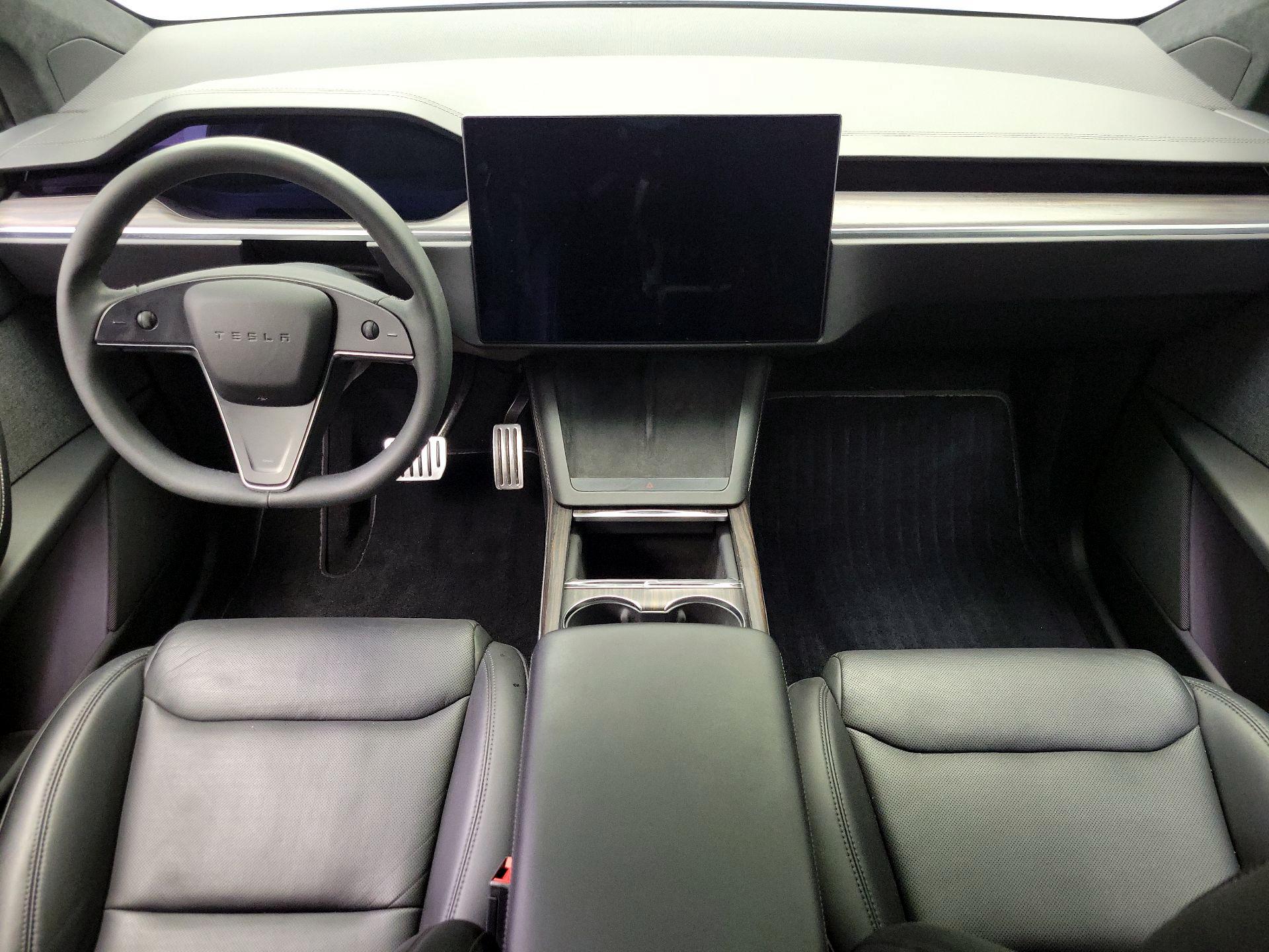 Thumbnail: 2024 Tesla Model X - 9