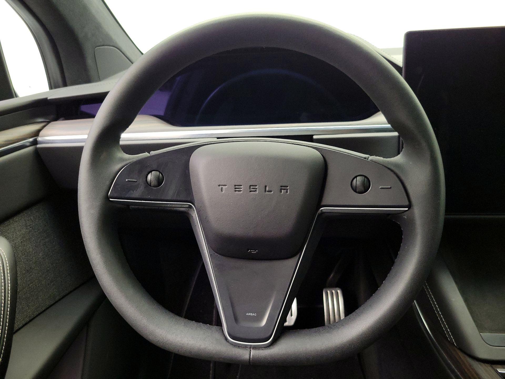 Thumbnail: 2024 Tesla Model X - 10