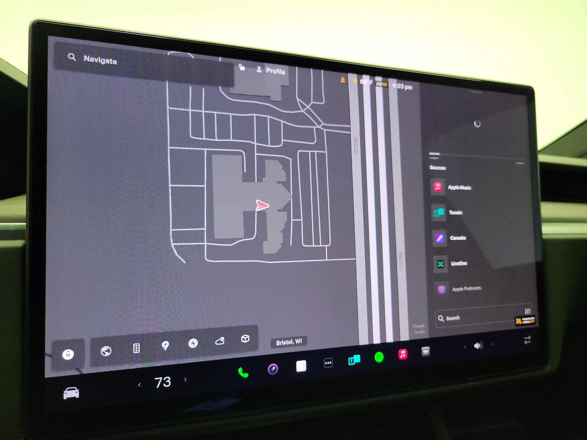 Thumbnail: 2024 Tesla Model X - 13