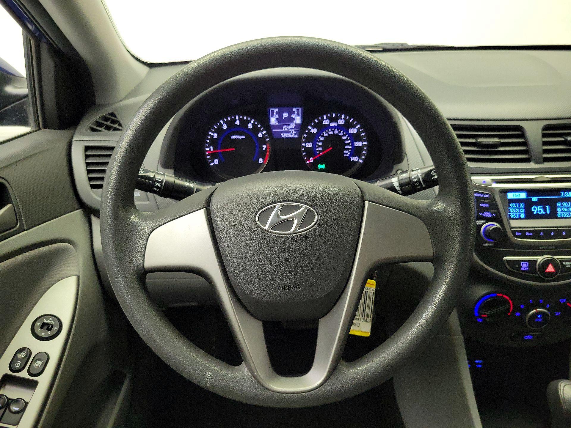 Thumbnail: 2017 Hyundai Accent - 10