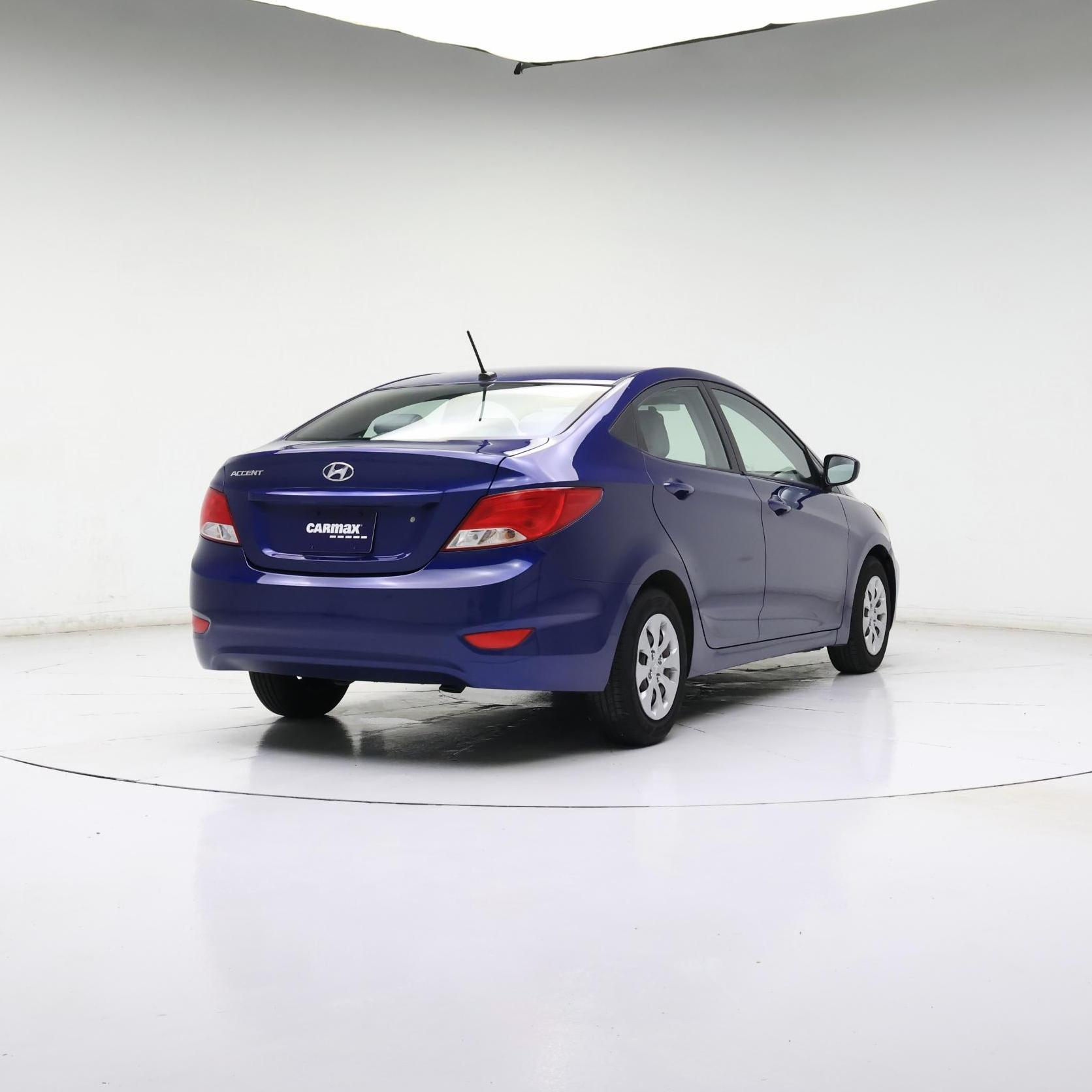 Thumbnail: 2017 Hyundai Accent - 8