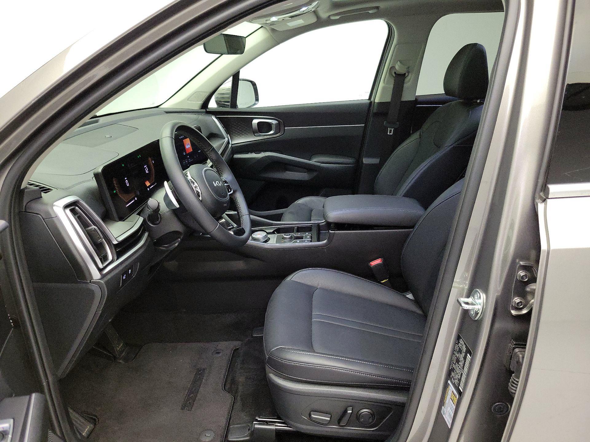 Thumbnail: 2025 Kia Sorento - 11