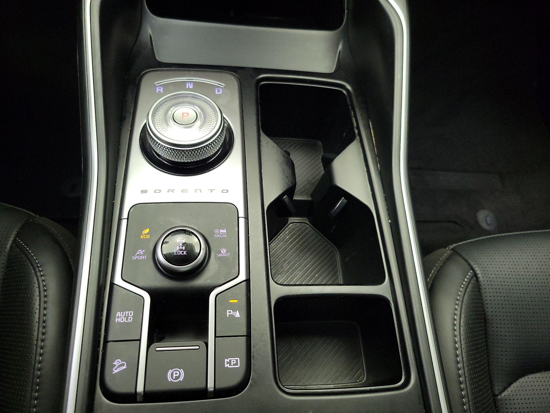 Thumbnail: 2025 Kia Sorento - 18