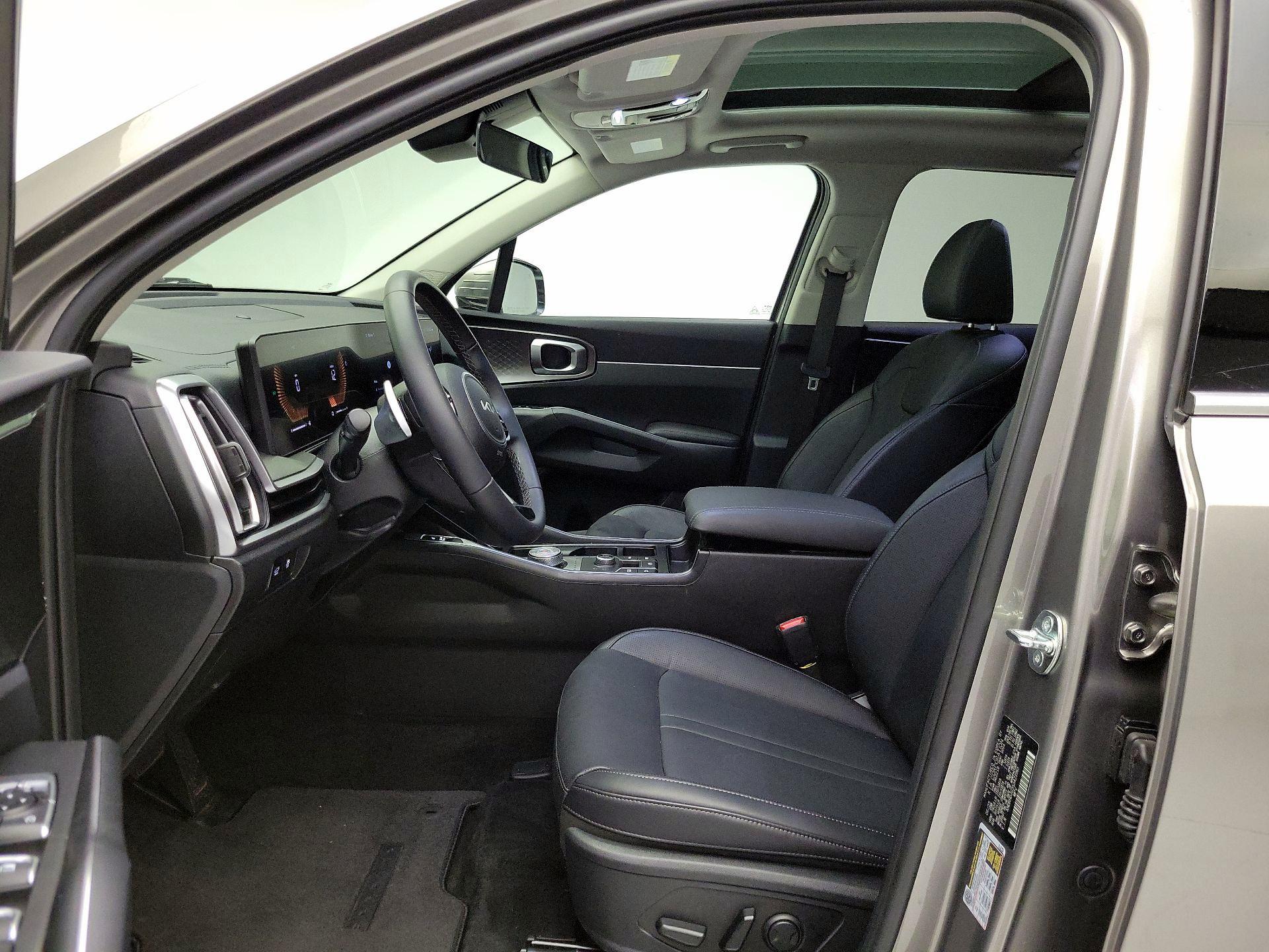 Thumbnail: 2025 Kia Sorento - 20