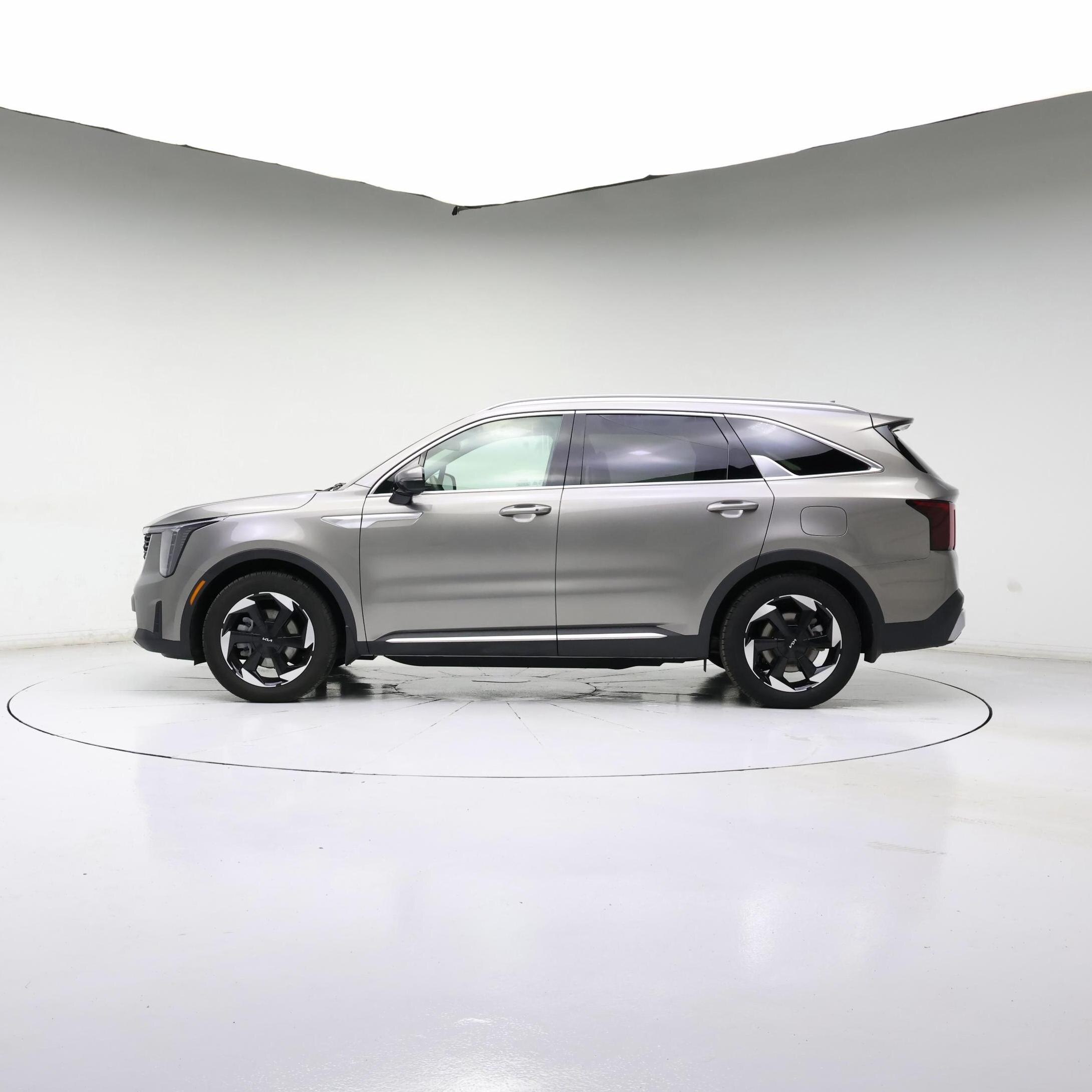 Thumbnail: 2025 Kia Sorento - 7