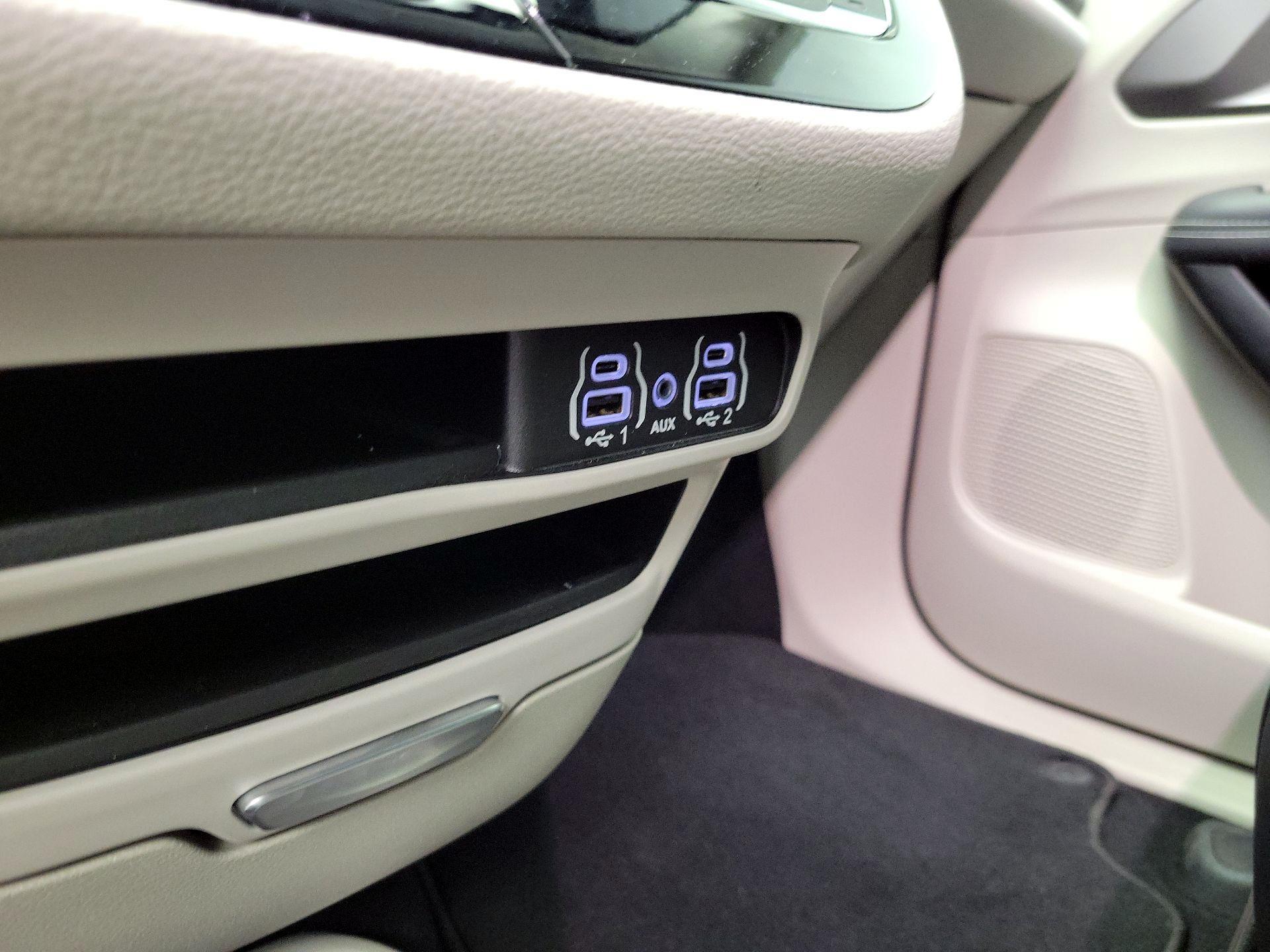 Thumbnail: 2024 Chrysler Pacifica - 18