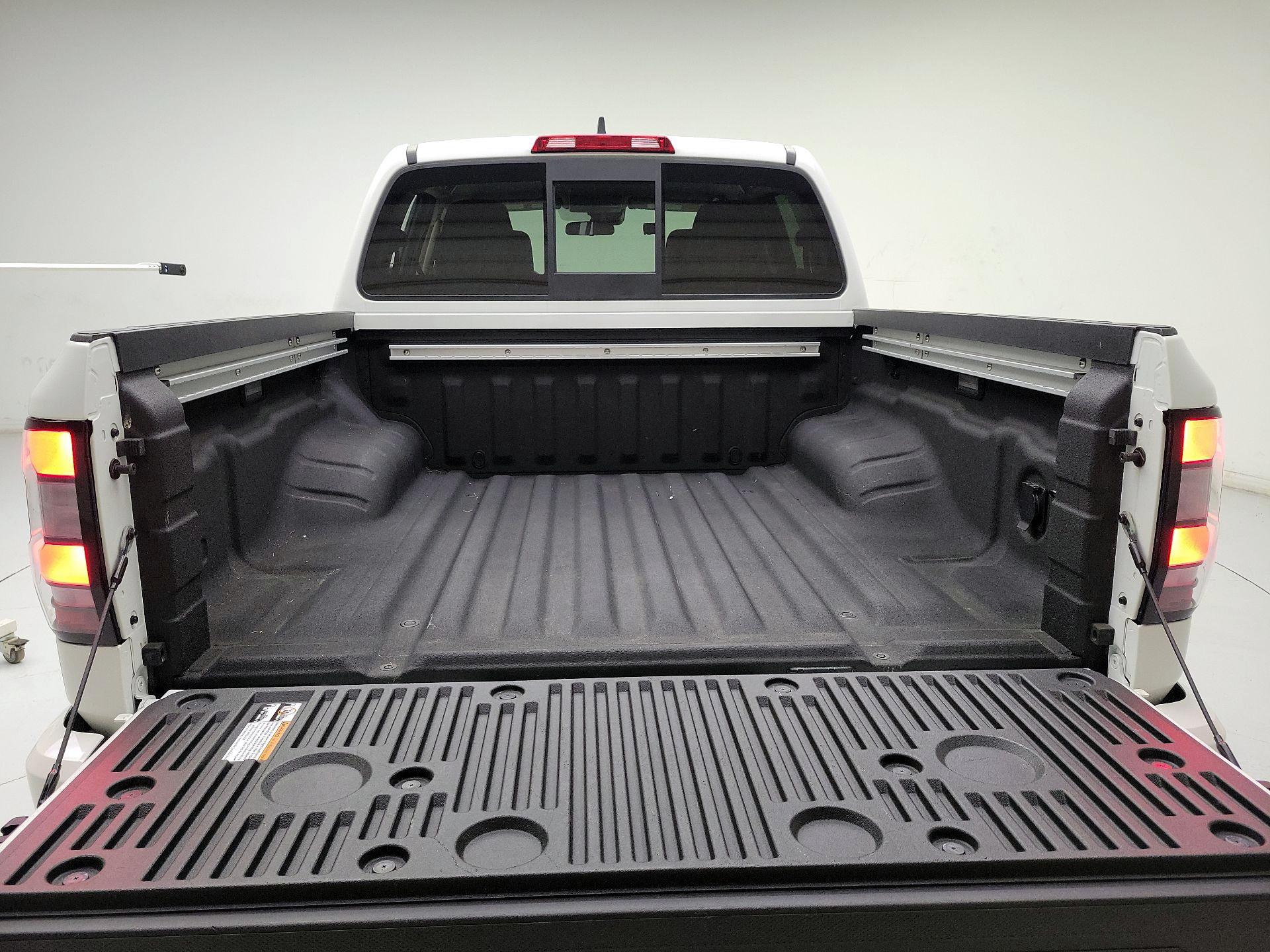 Thumbnail: 2022 Nissan Frontier - 20