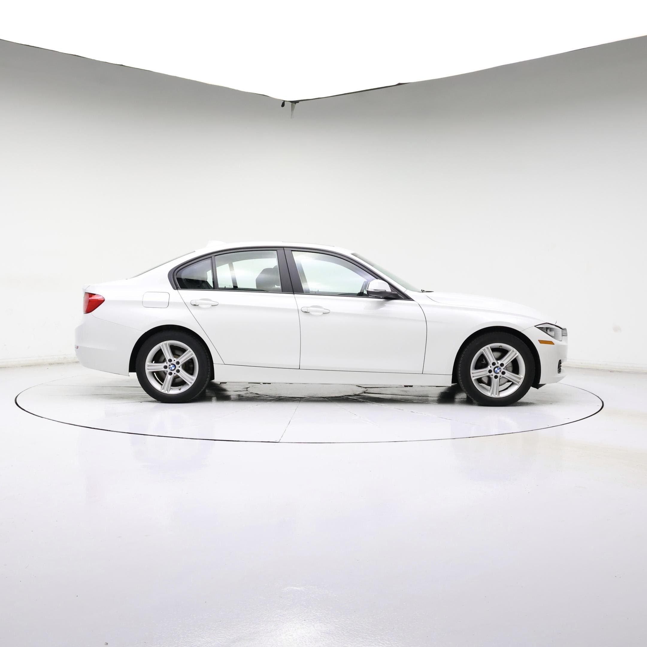 Thumbnail: 2015 BMW 3 Series - 7