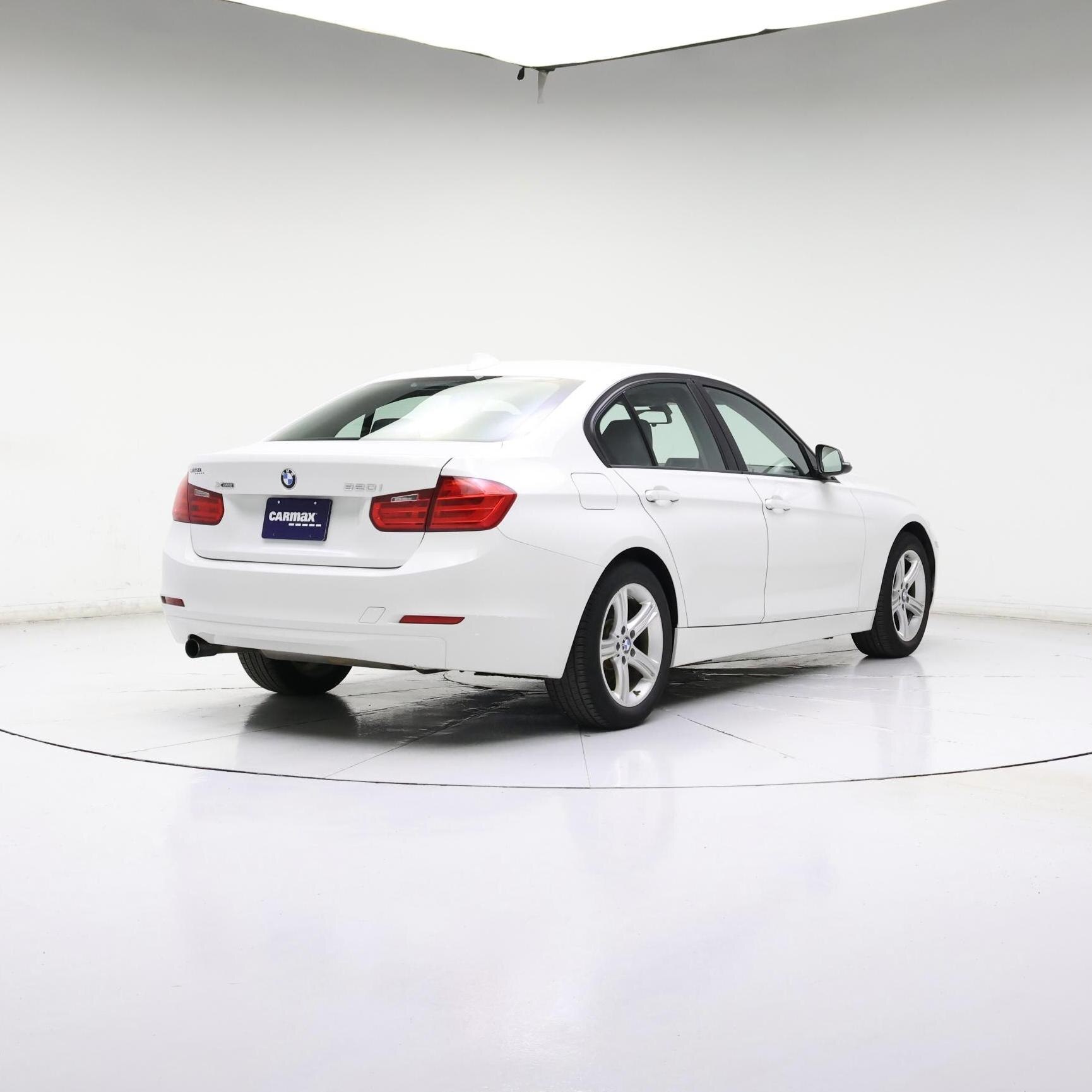 Thumbnail: 2015 BMW 3 Series - 8