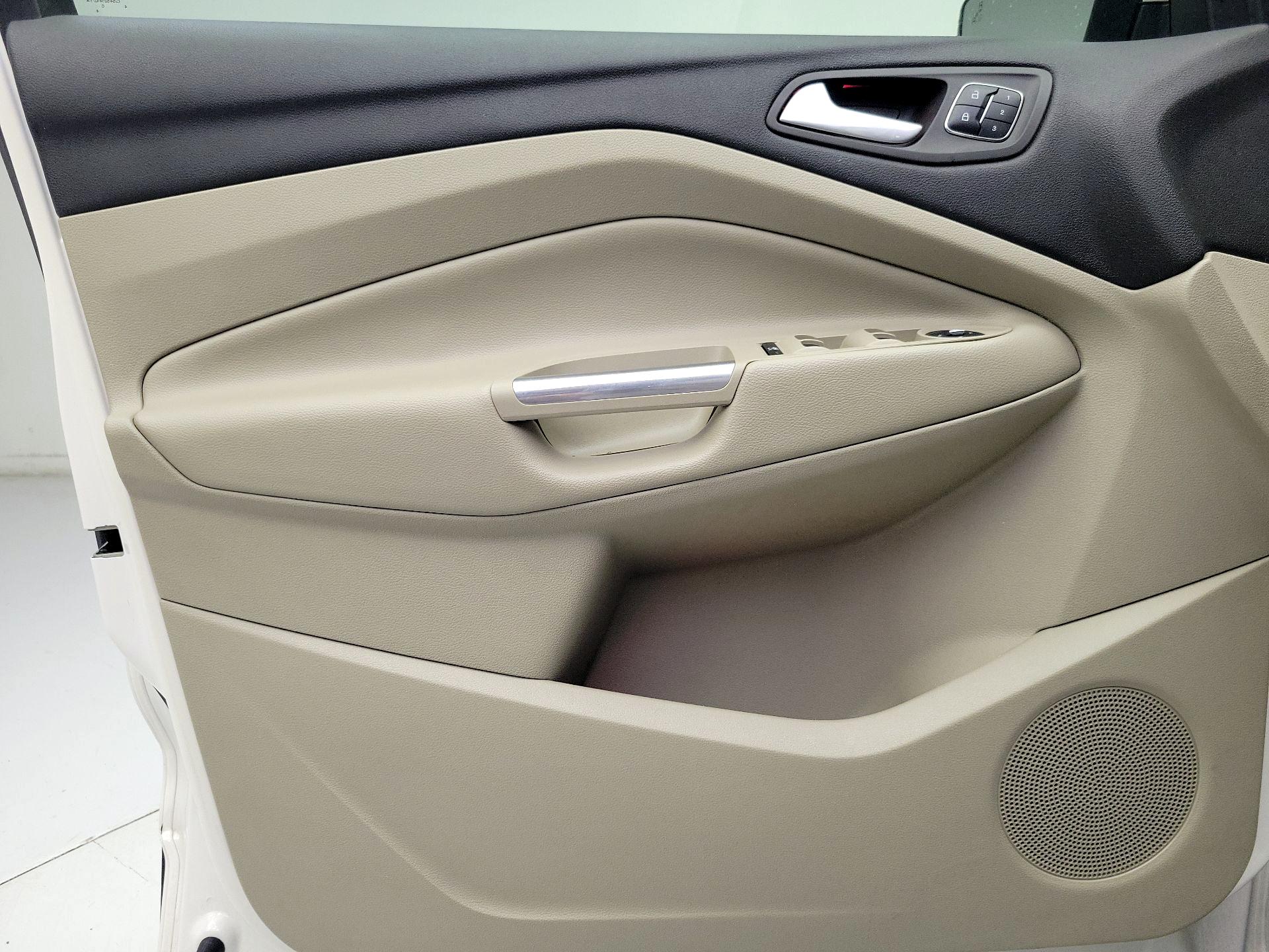 Thumbnail: 2014 Ford Escape - 12