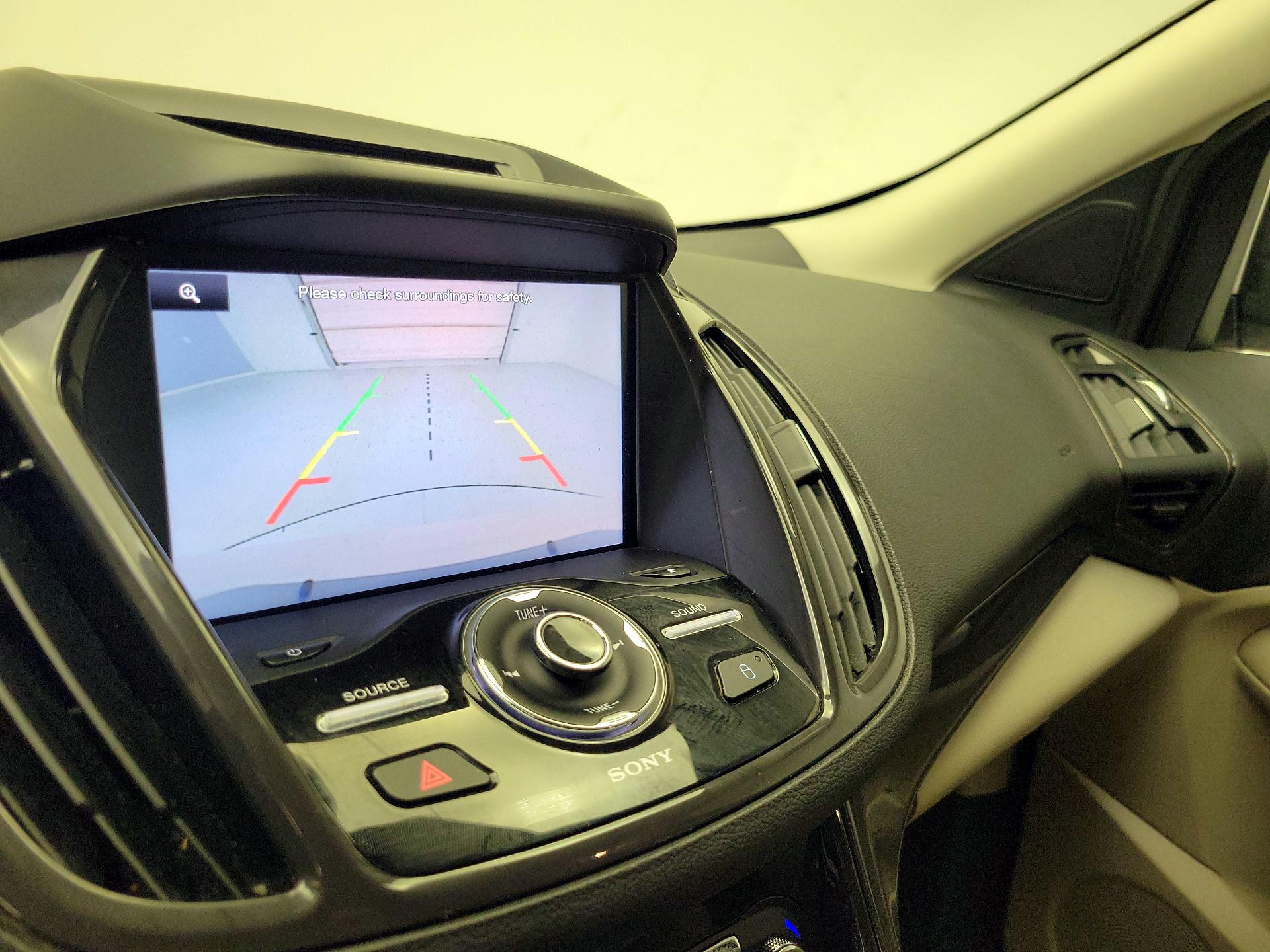 Thumbnail: 2014 Ford Escape - 15