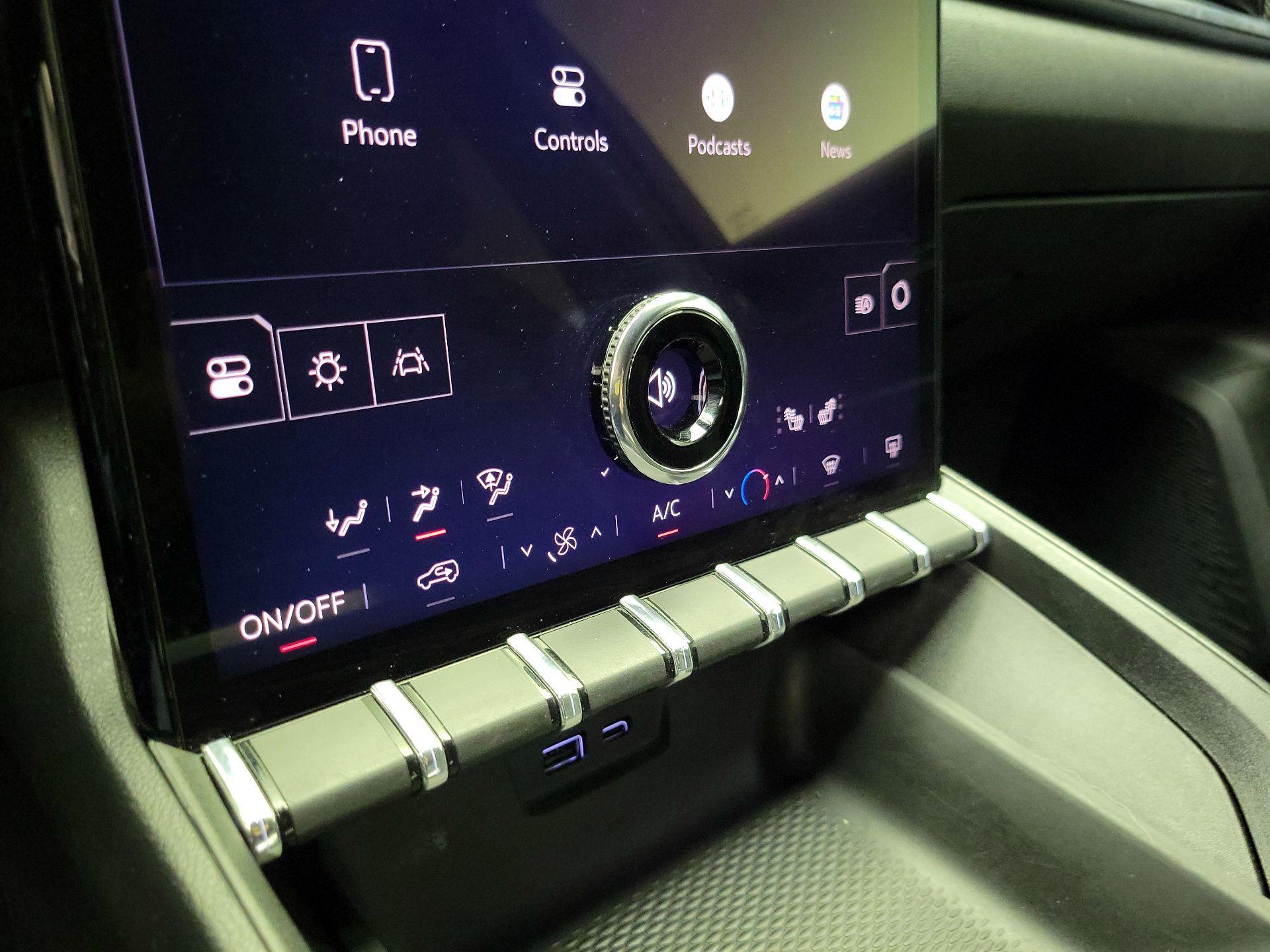 Thumbnail: 2025 GMC Terrain - 16