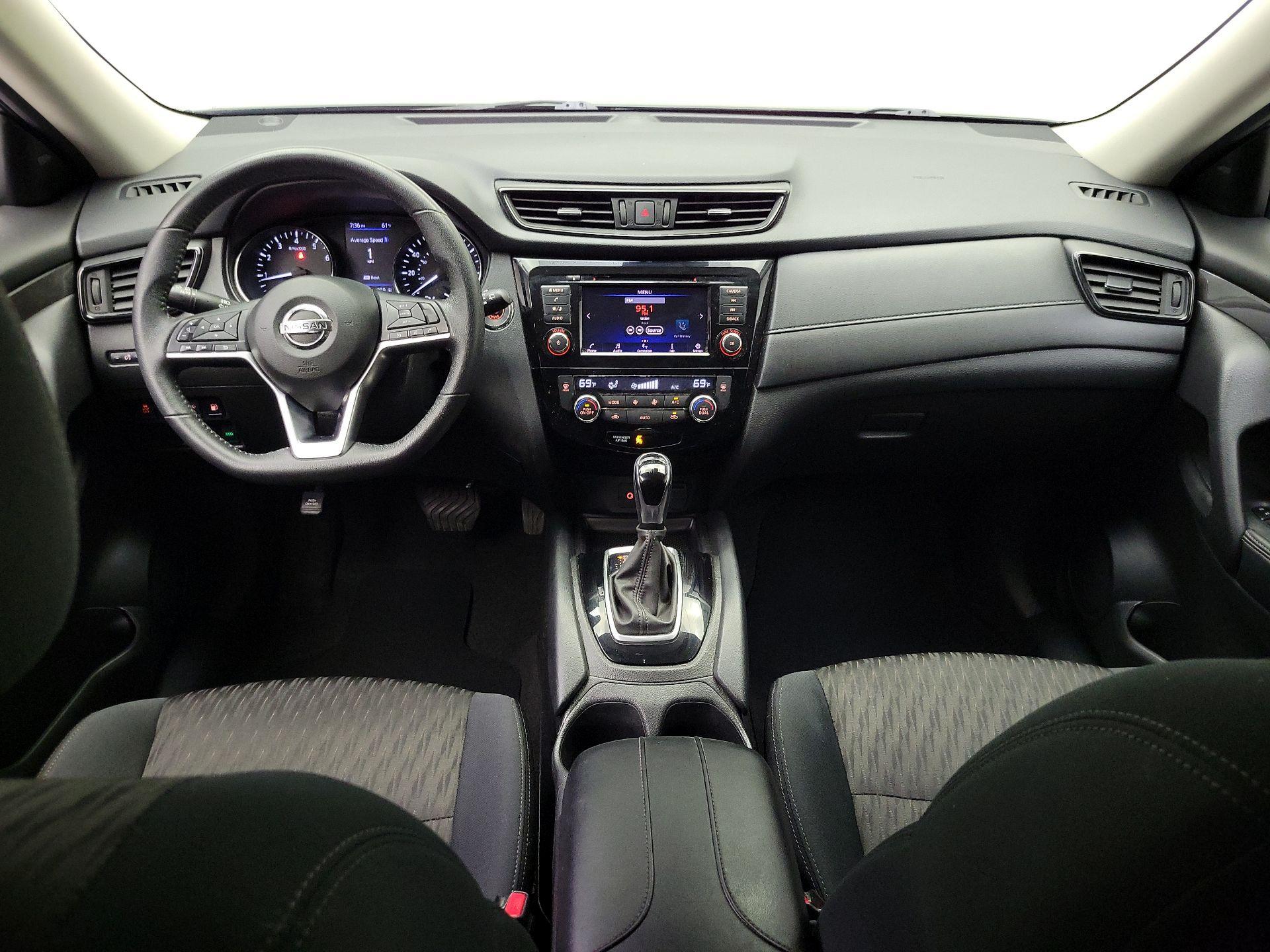 Thumbnail: 2019 Nissan Rogue - 9