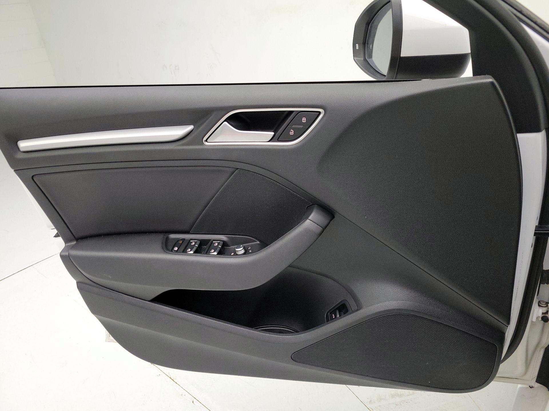 Thumbnail: 2016 Audi A3 - 12