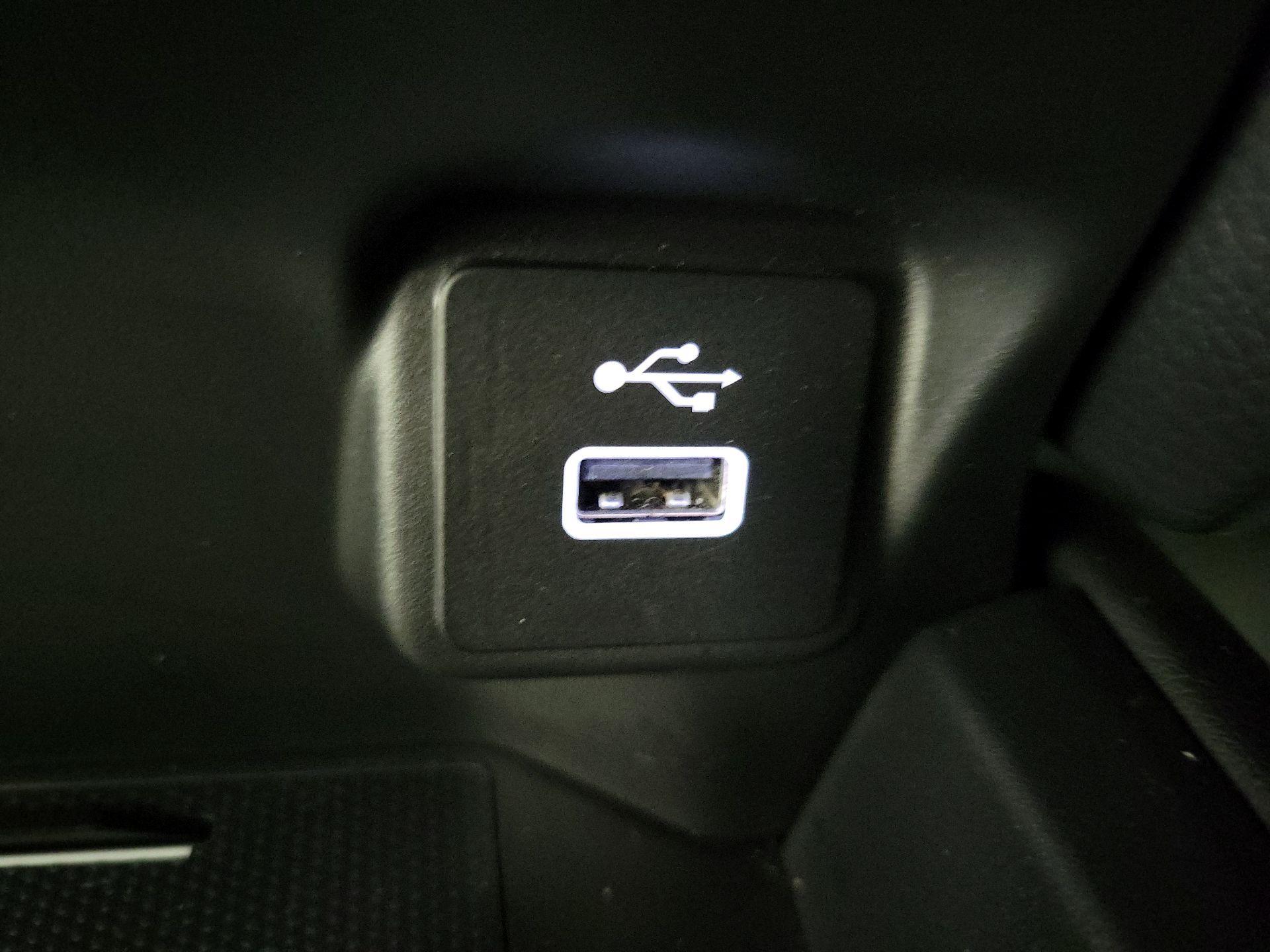 Thumbnail: 2025 Honda HR-V - 17