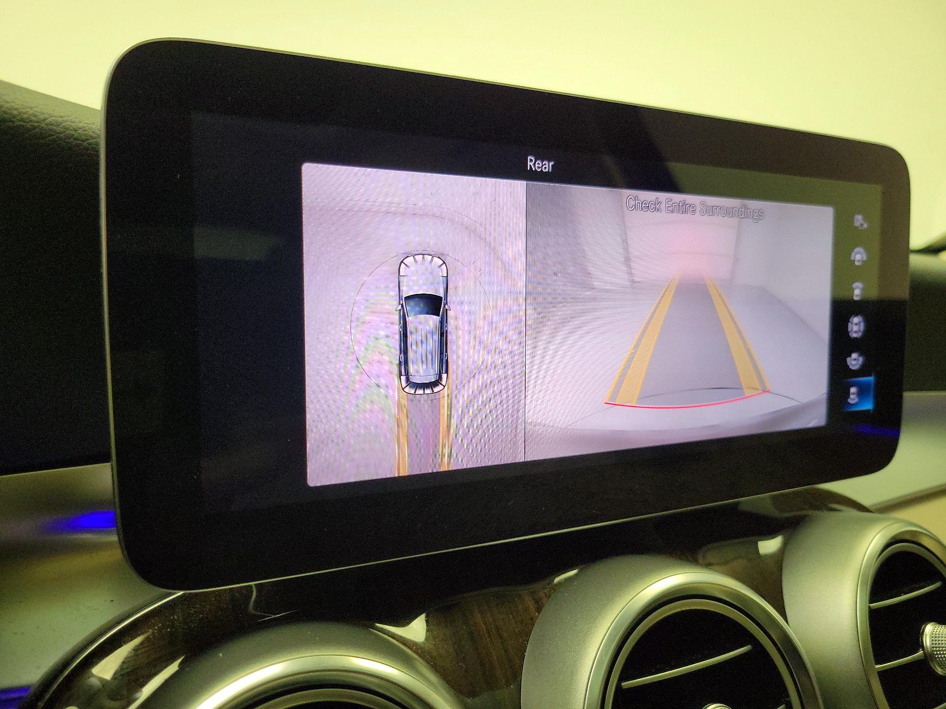 Thumbnail: 2022 Mercedes-Benz GLC - 13