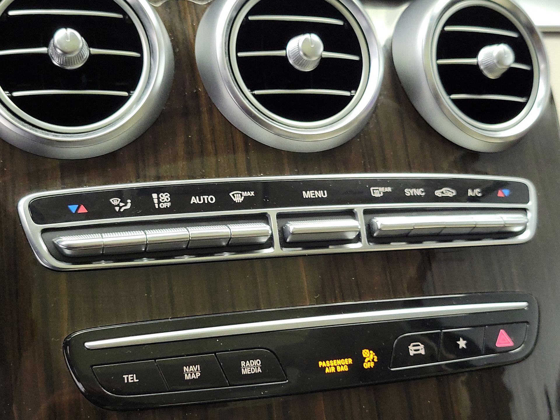 Thumbnail: 2022 Mercedes-Benz GLC - 15